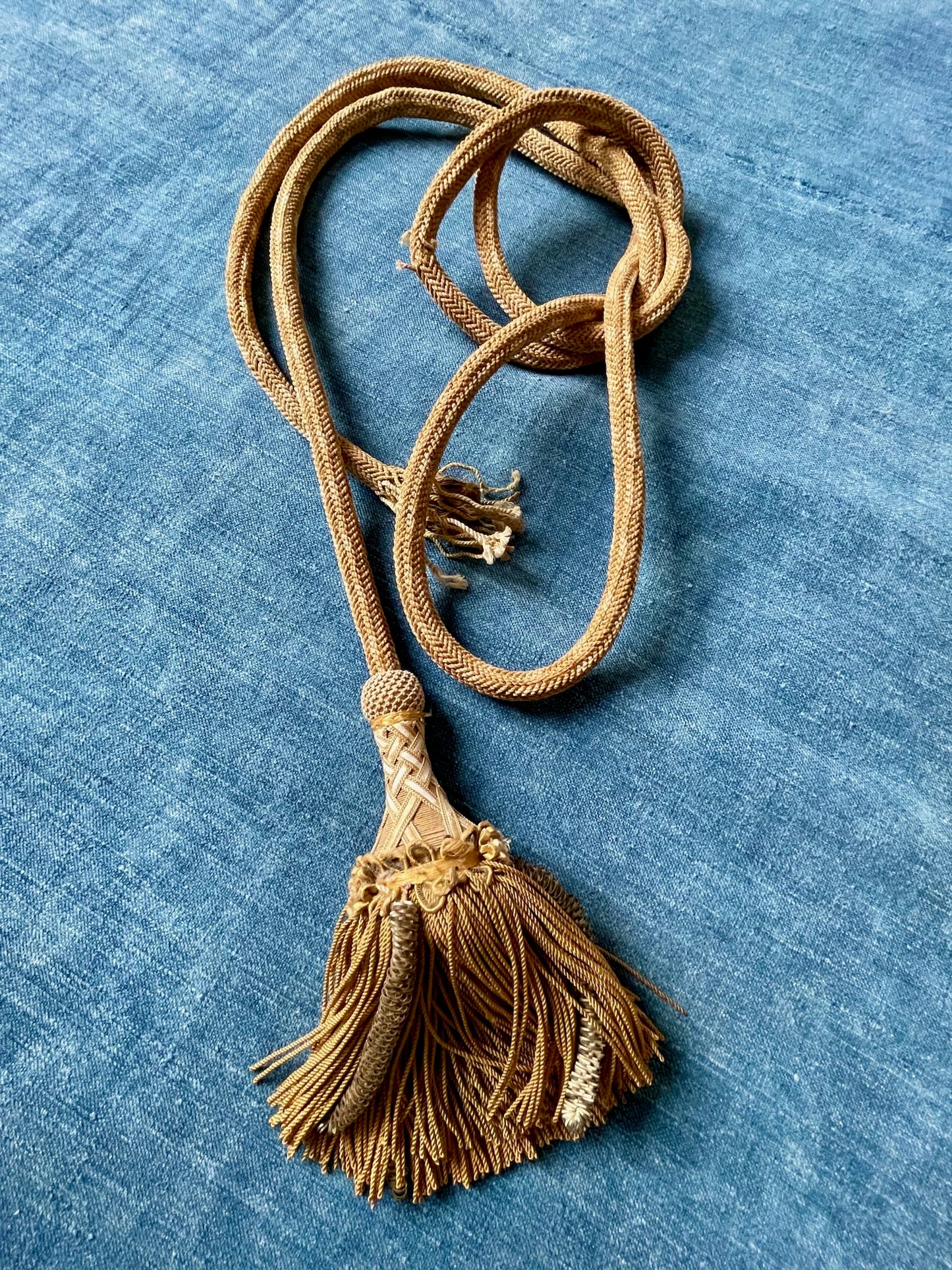 antique curtain tassel pelmet florentine gold yellow silk long cord tie back treatment rope