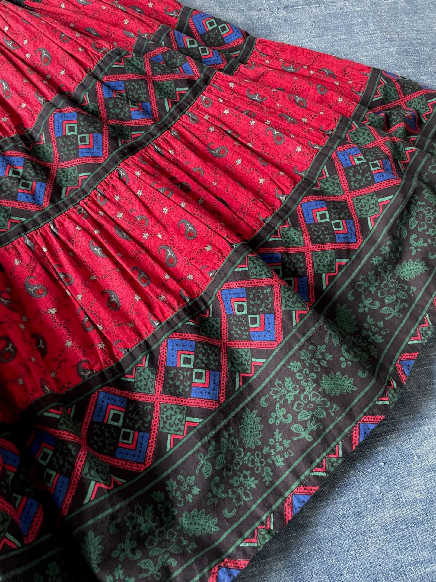 
                  
                    skirt frilled tiered provencal souleiado vintage full size small pretty long midi summer washable
                  
                