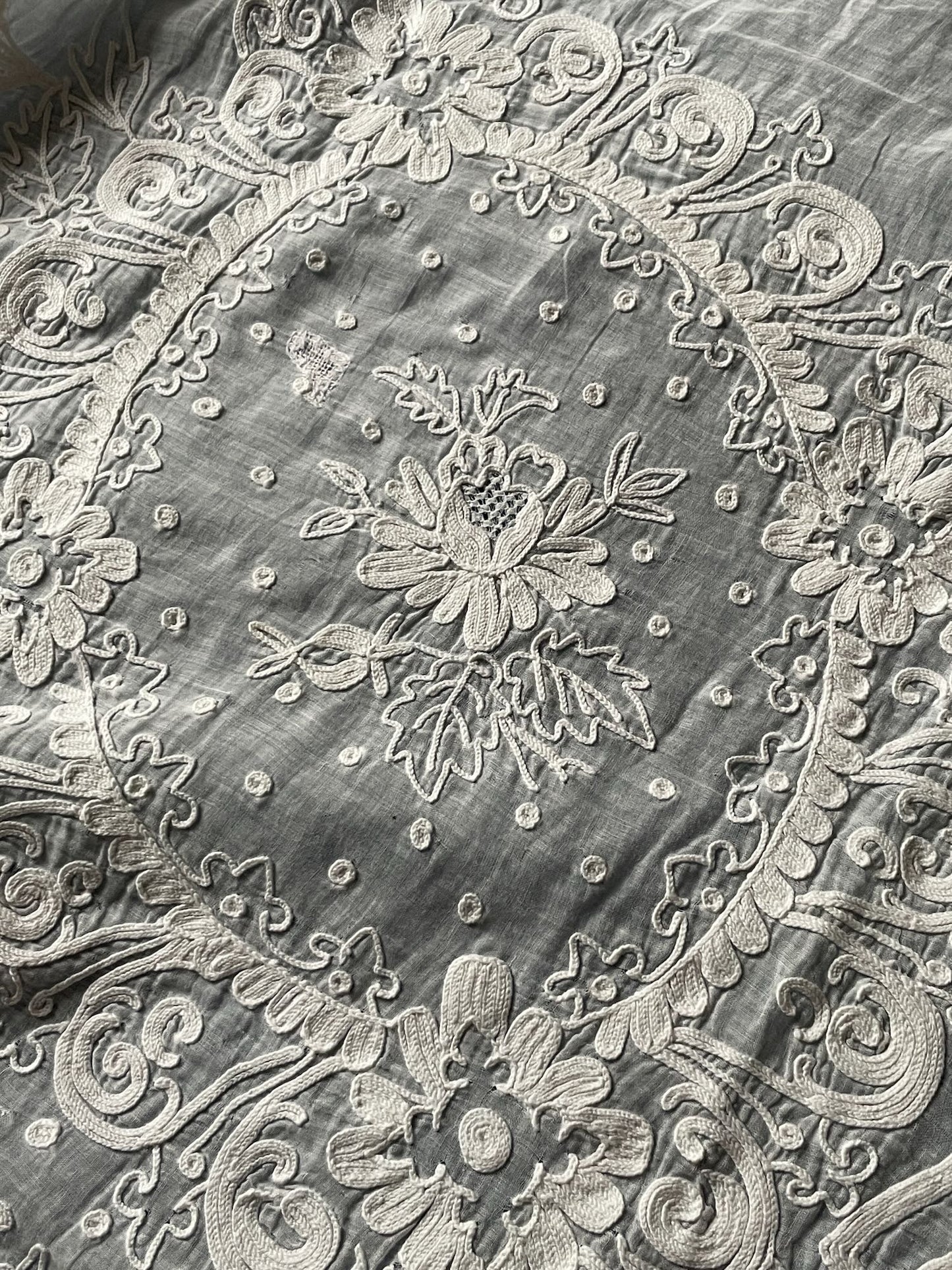 
                  
                    antique french cantonniere pelmet cornelys crewel work window treatment white lace
                  
                