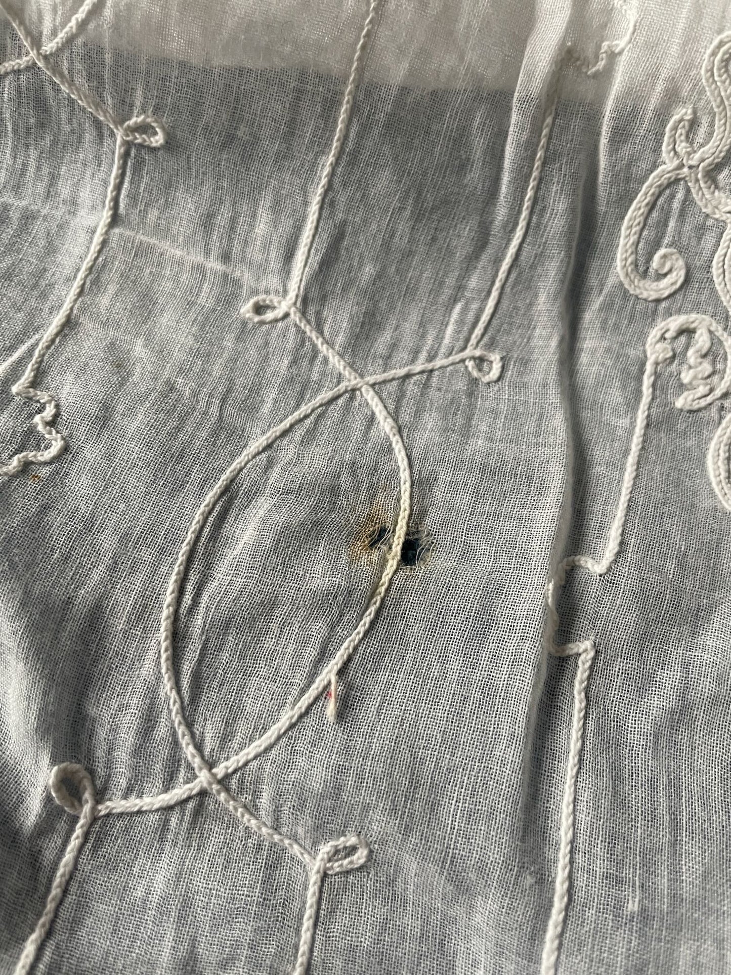 
                  
                    antique french lace curtain rideau de cornelys muslin white crewelwork romantic long drape
                  
                