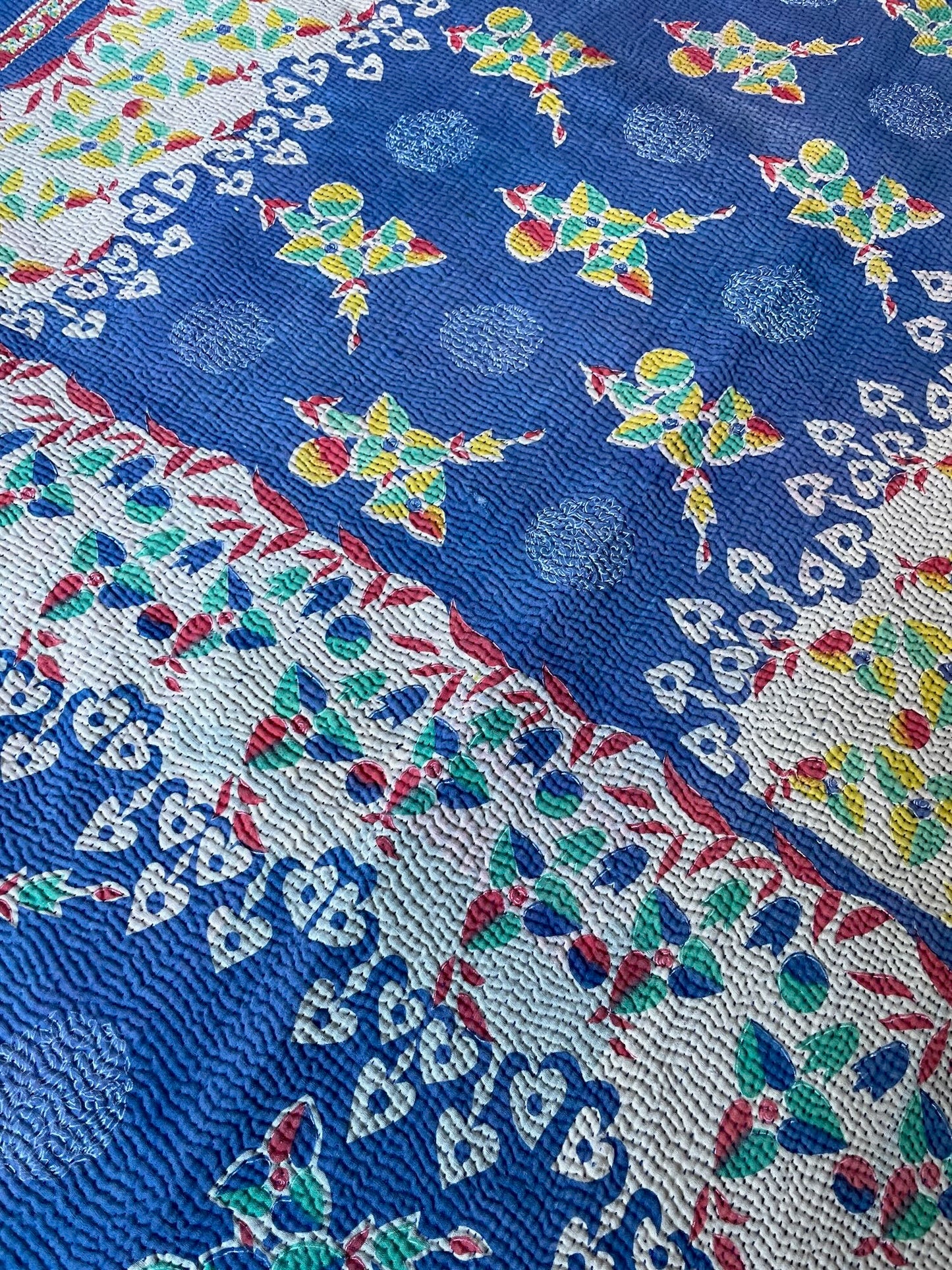 
                  
                    blue red yellow kantha bedspread single quilt cotton comforter sofa throw reversible washable
                  
                