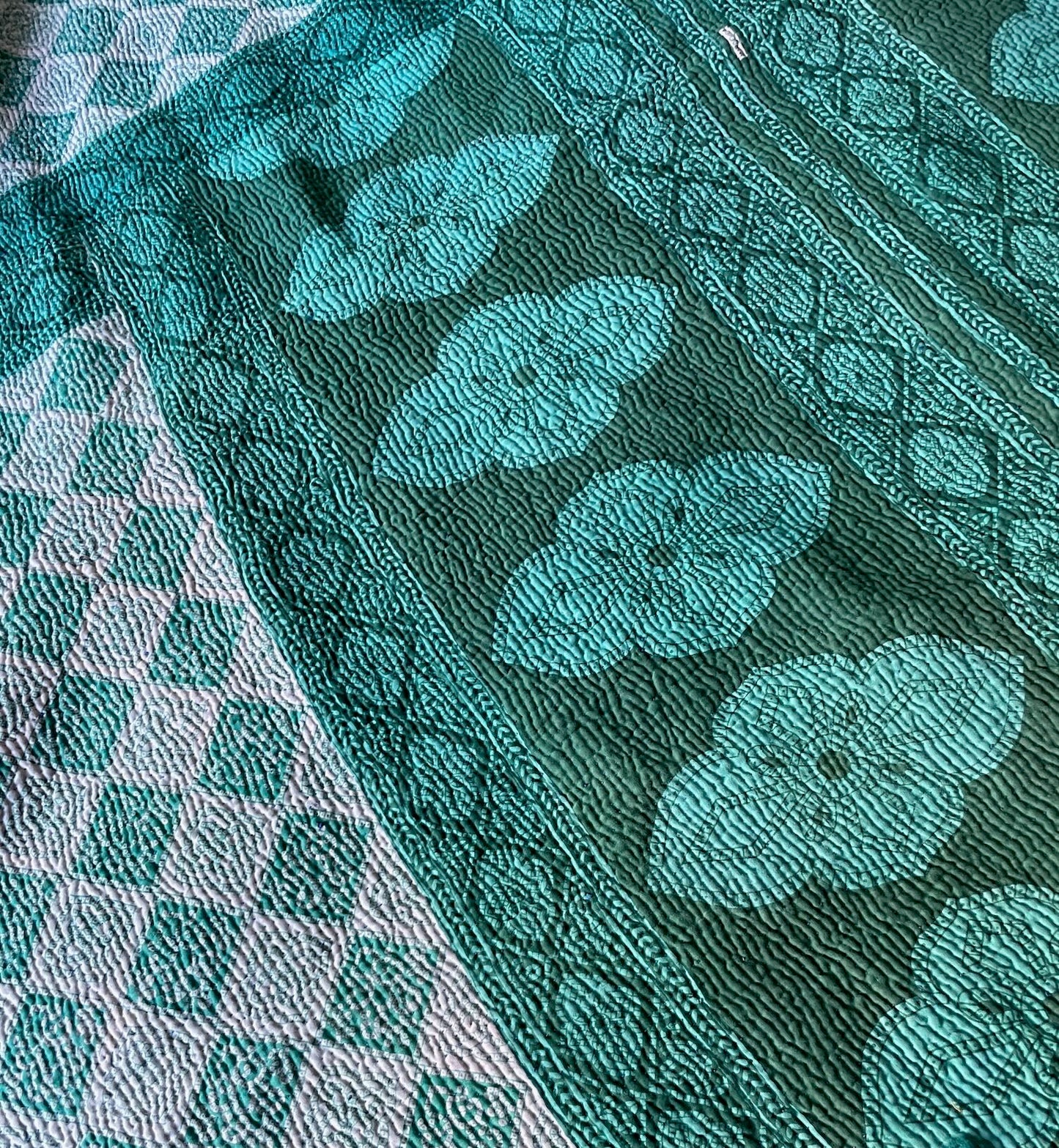 
                  
                    jade green kantha quilt bedspread sofa throw single double washable cotton handmade bedcover
                  
                