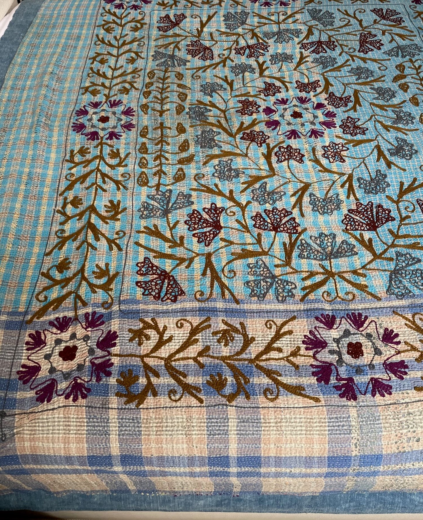 
                  
                    blue gray red check large vintage kantha bedspread quilt uk suzani embroidery washable cotton
                  
                