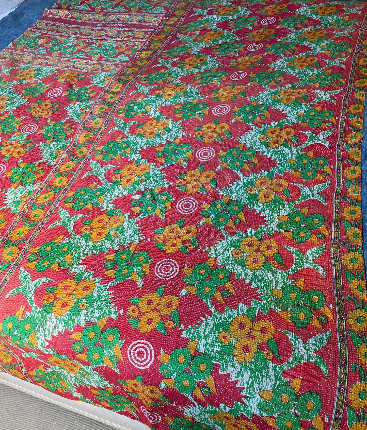 
                  
                    large turquoise blue kantha bedspread quilt comforter super king washable cotton  red green flowers
                  
                