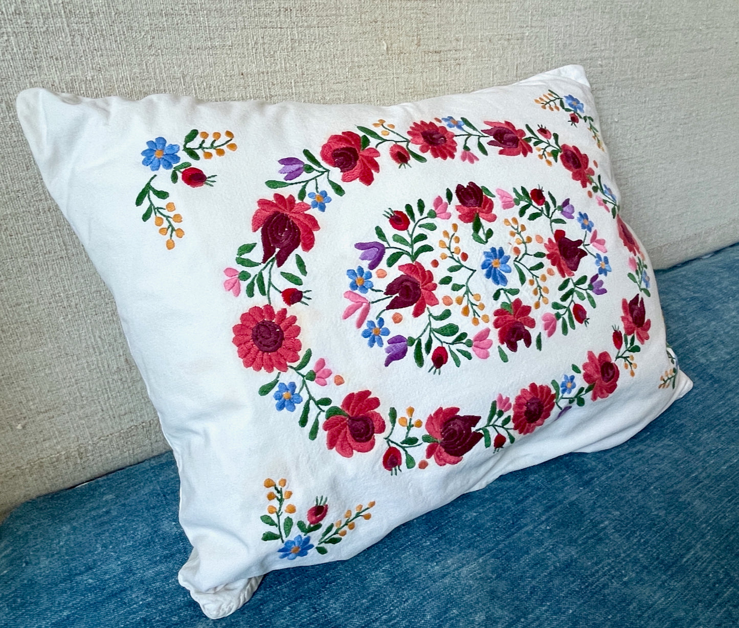
                  
                    floral cushion matyo folk art pillow vintage hungarian couch bedding flowery pretty 
                  
                