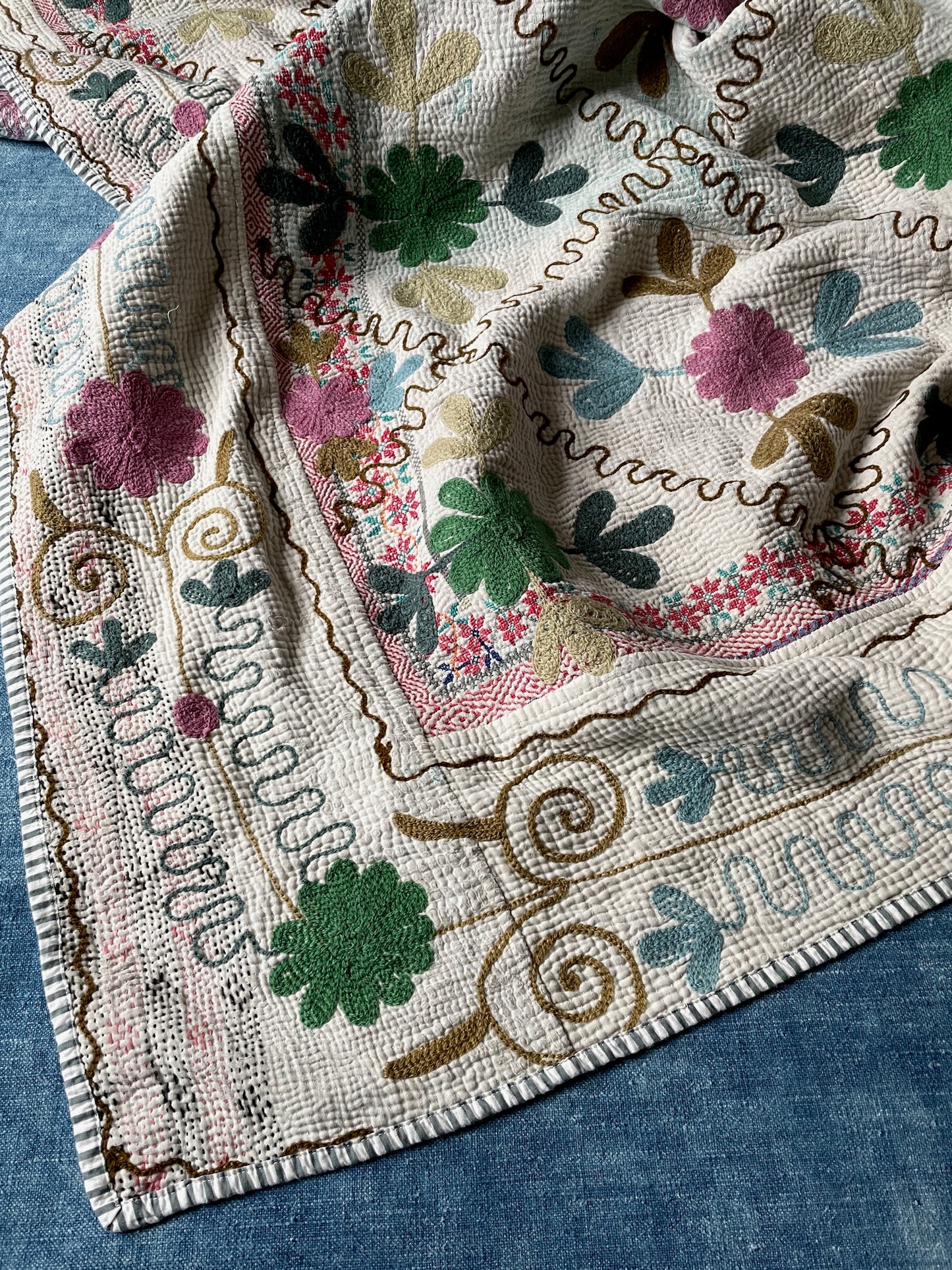 white pink blue pretty pastel sofa throw single quilt cotton comforter embroidered washable
