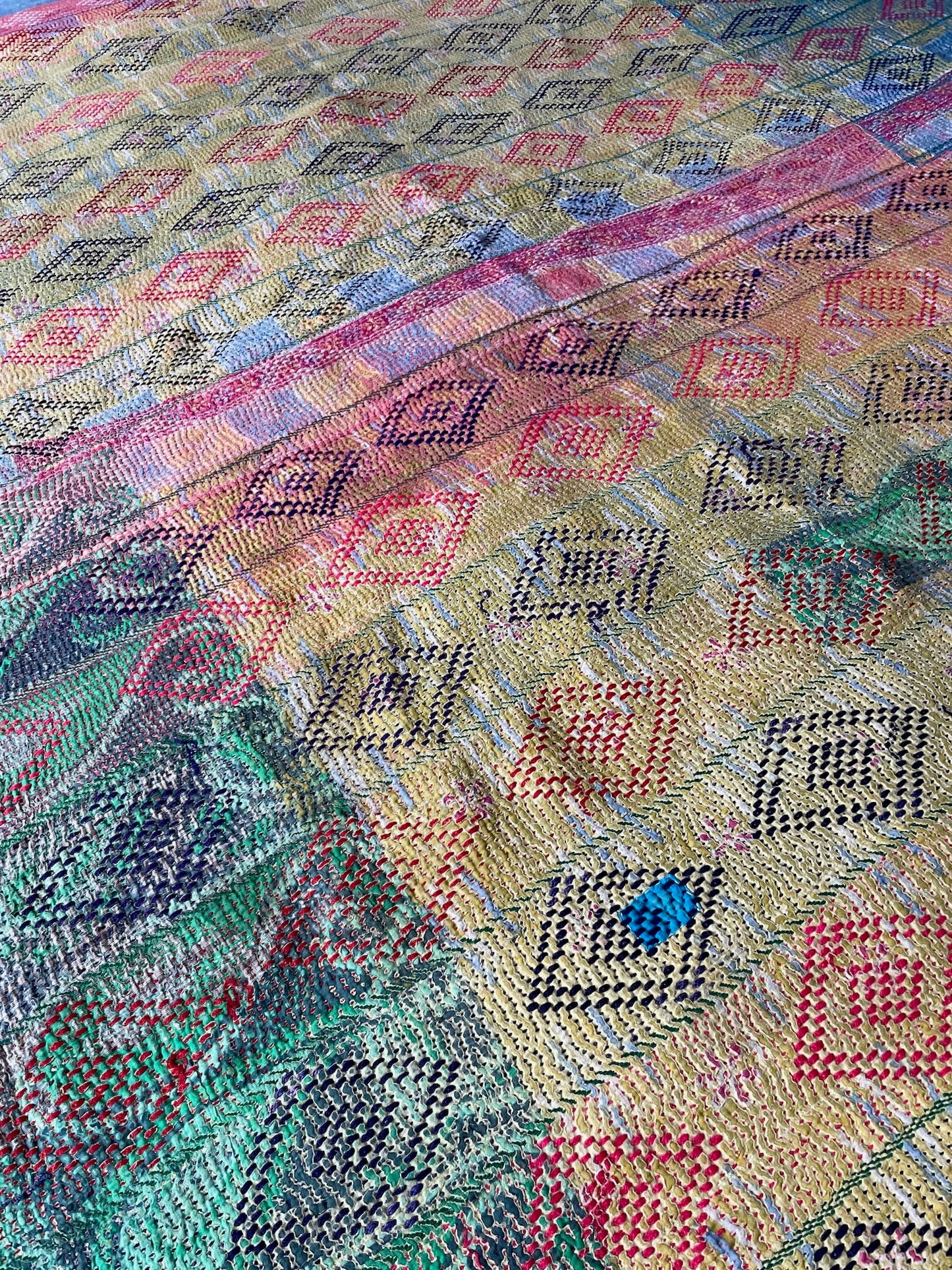 
                  
                    pink green patterned kantha quilt cotton bedspread large comforter washable hand stitched sofa throw
                  
                