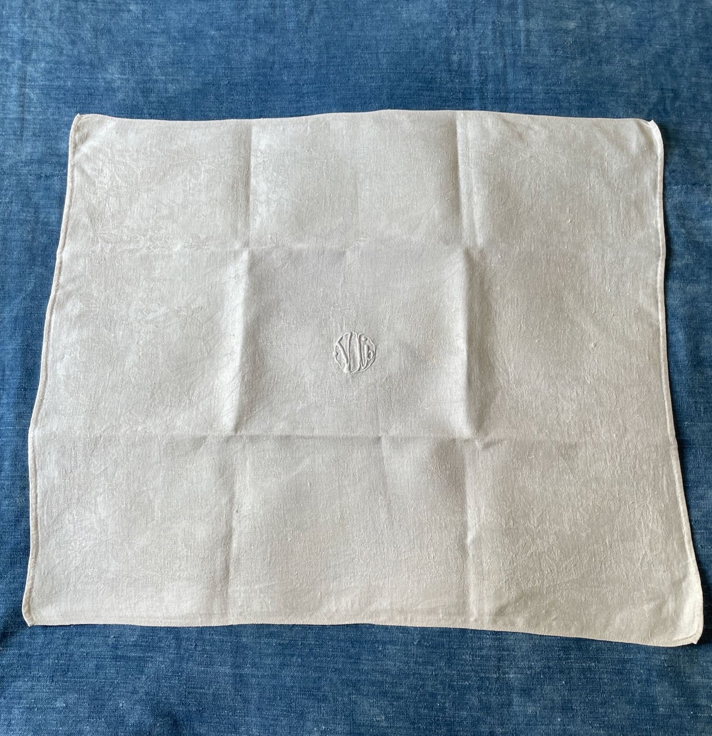 set of 12 linen table napkins formal french antique serviettes cream table linen embroidered VL 