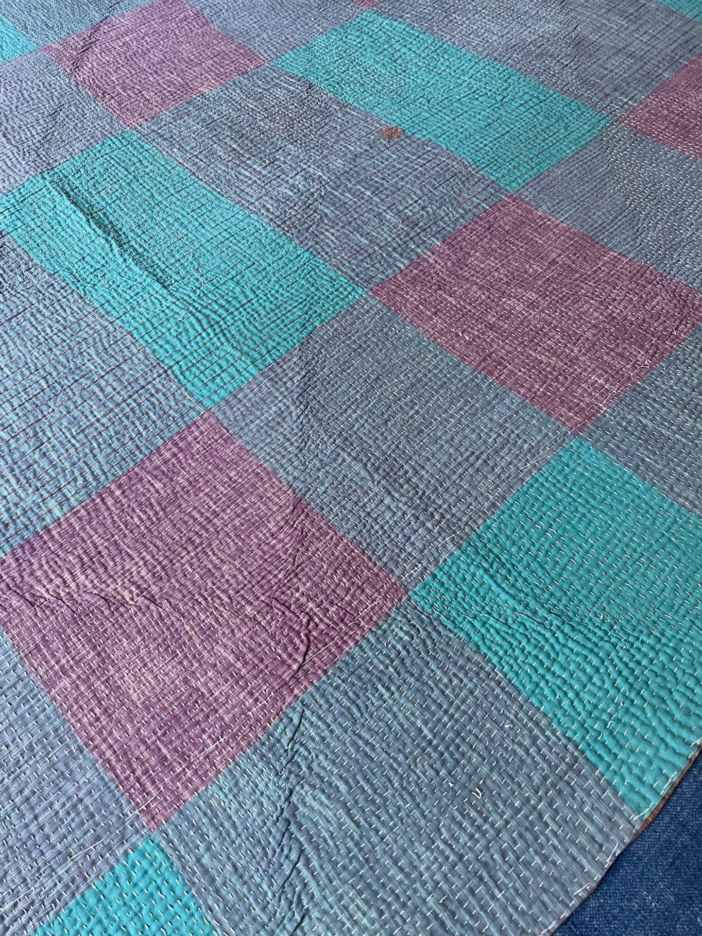 
                  
                    blue purple check kantha quilt picnic blanket cotton comforter washable large bedspread
                  
                