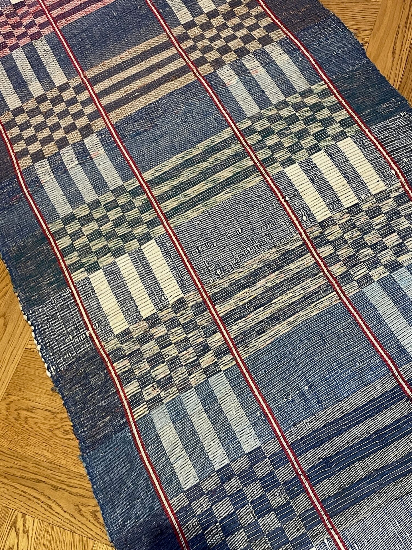 
                  
                    blue red white rips stair runner carpet 9.50 m long vintage hungarian floor runner hardwearing 
                  
                