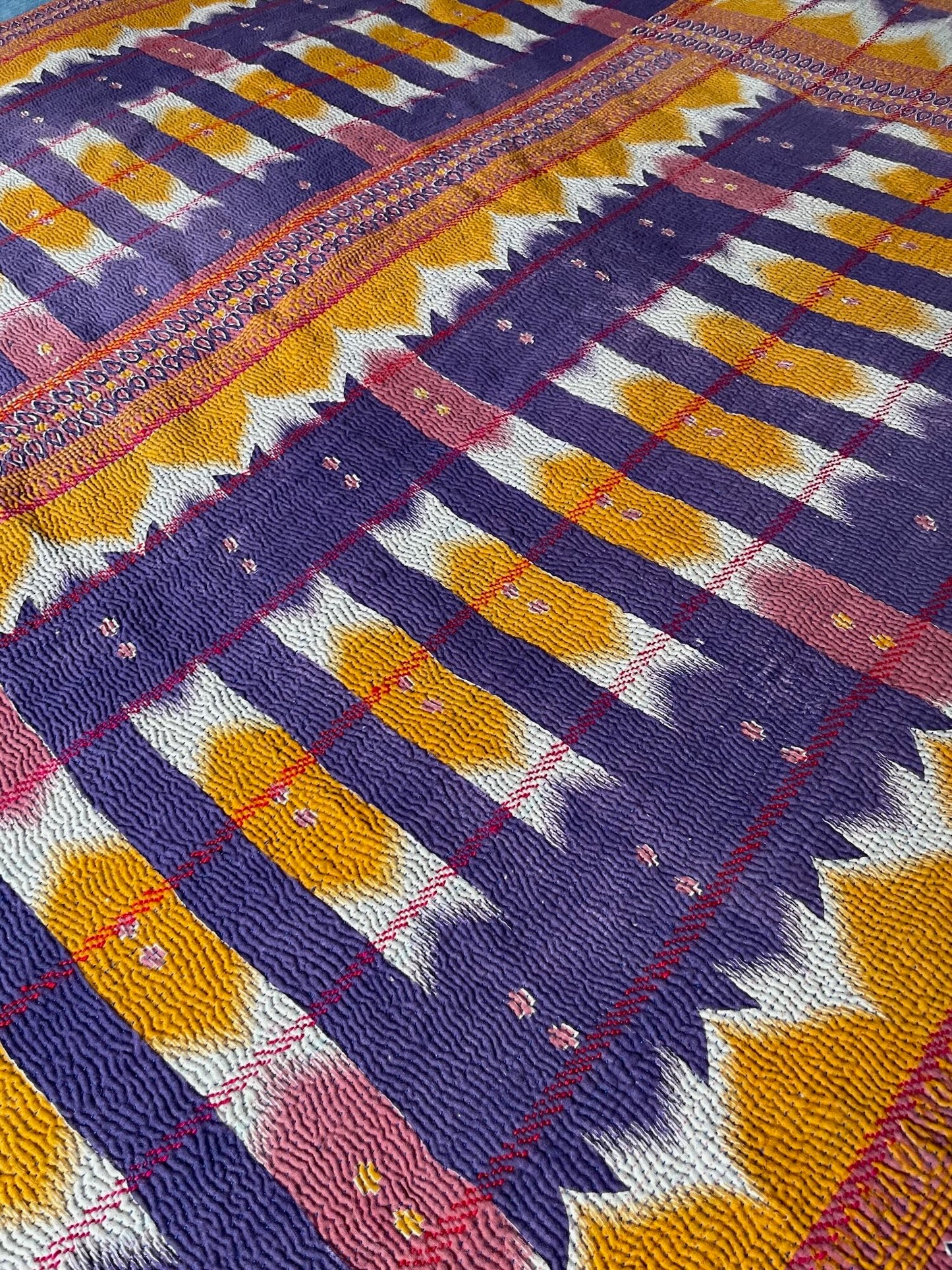
                  
                    mossy green coral orange purple kantha bedspread cotton comforter single double washable quilt
                  
                