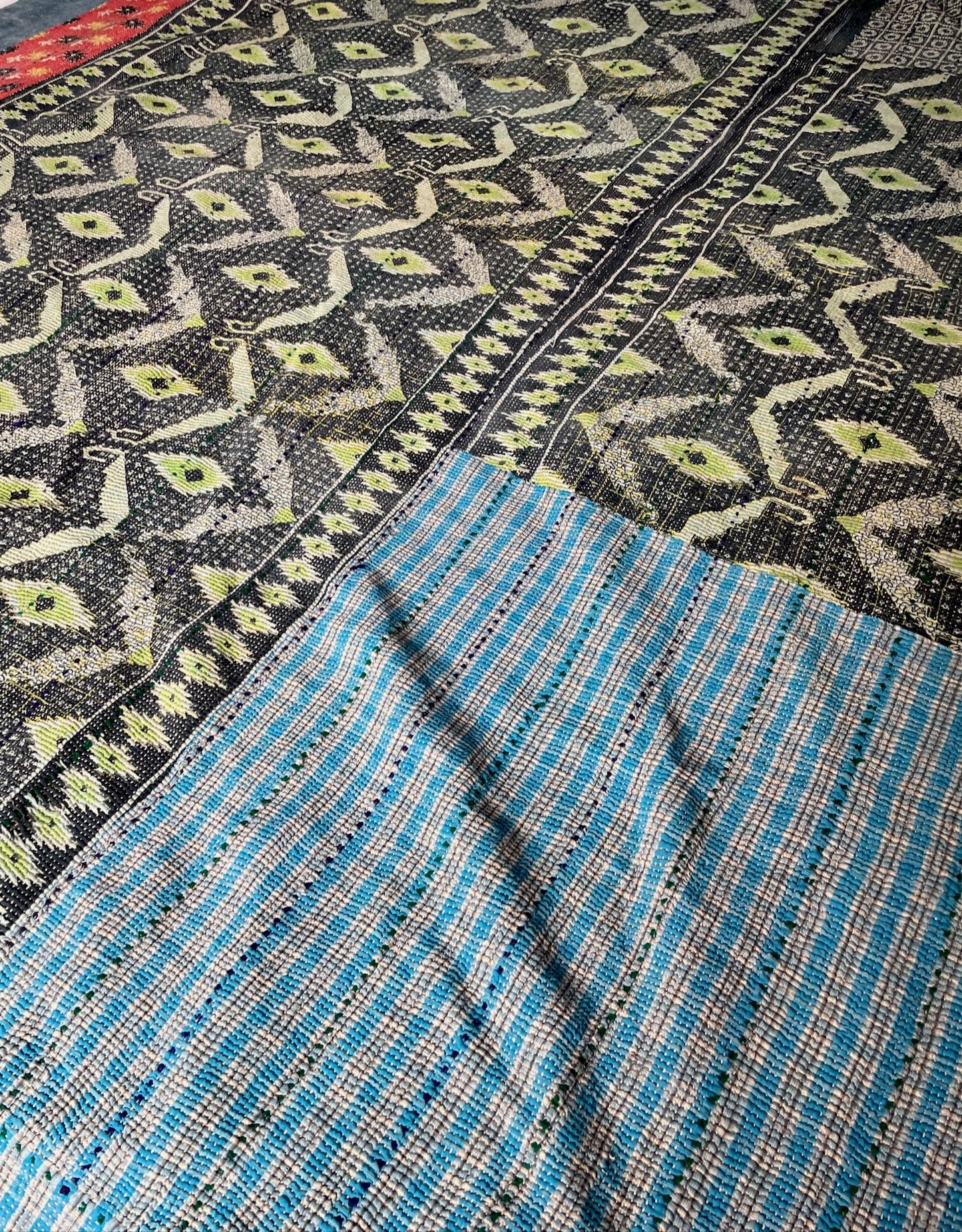 
                  
                    daisy patterned kantha quilt cotton red green pink bedspread hand stitched single washable comforter
                  
                