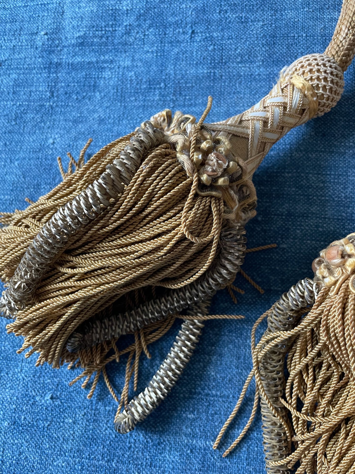 
                  
                    golden yellow tassels with cord curtain tiebacks antique passementerie florentine italian decor
                  
                