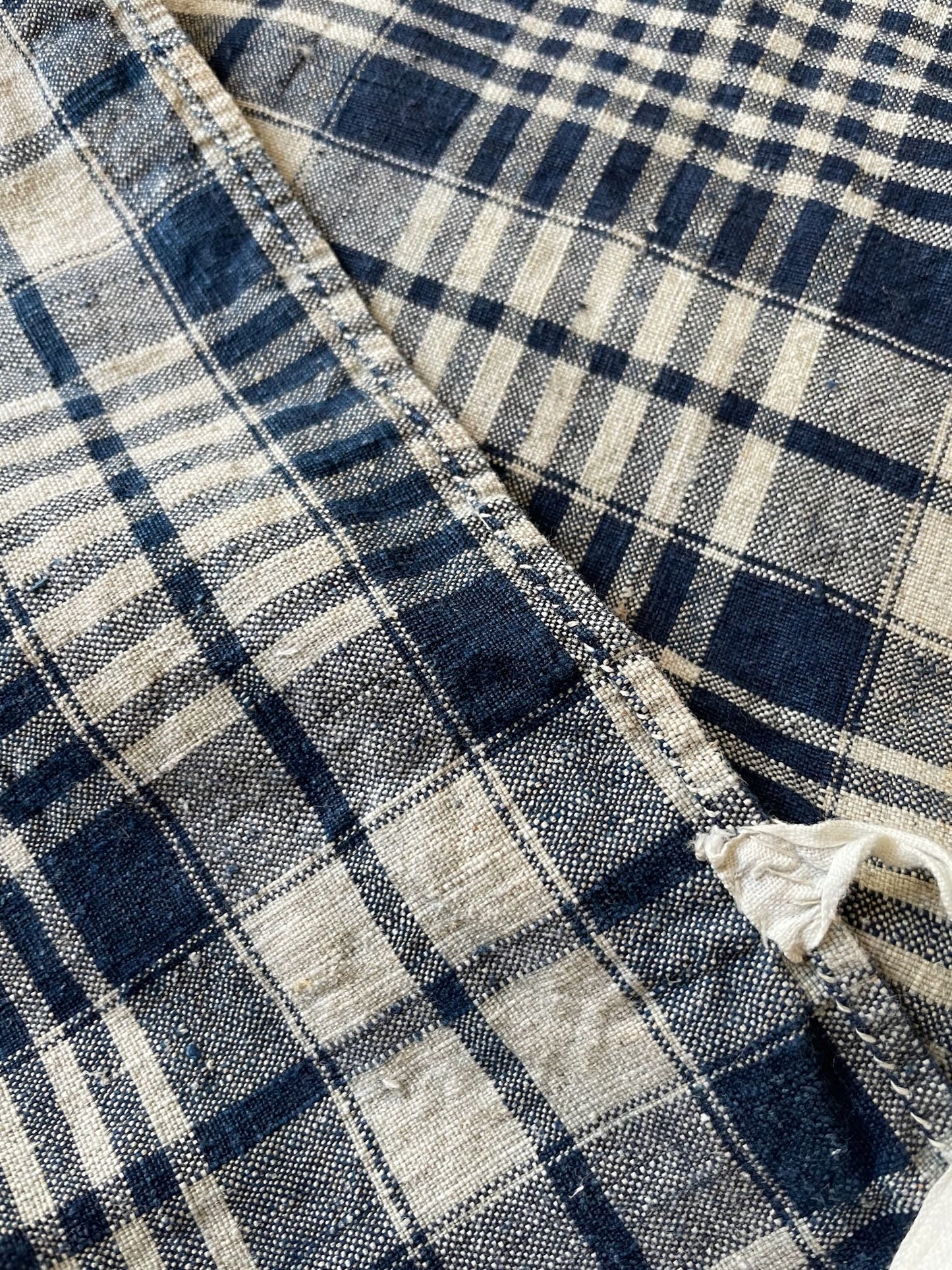 
                  
                    navy blue check plaid bedcover in alsace kelsch fabric rustic linen sewing material antique french 
                  
                