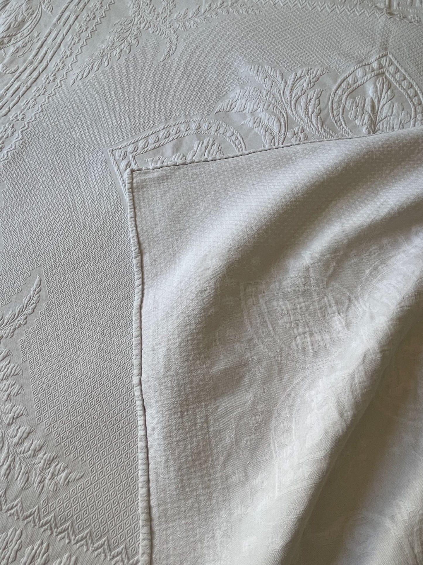 
                  
                    large white pique de marseille cotton bedspread antique french comforter washable king
                  
                