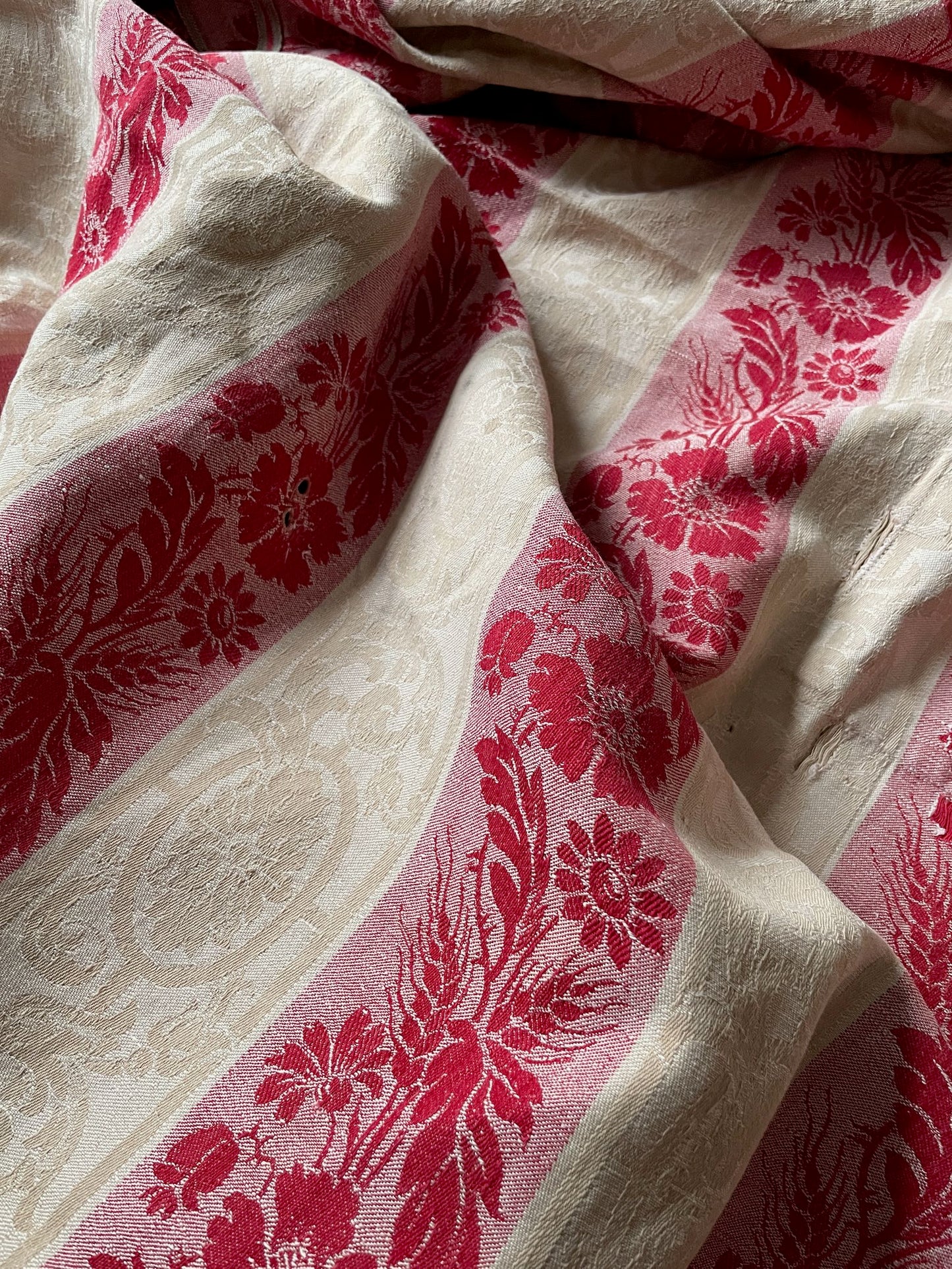 
                  
                    red cream toile de matelas damasse large striped fabric remnant coton antique french textiles
                  
                