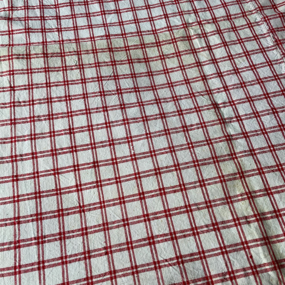 
                  
                    red white check fabric antique french Alsace kelsch material upholstery curtain tablecloth
                  
                