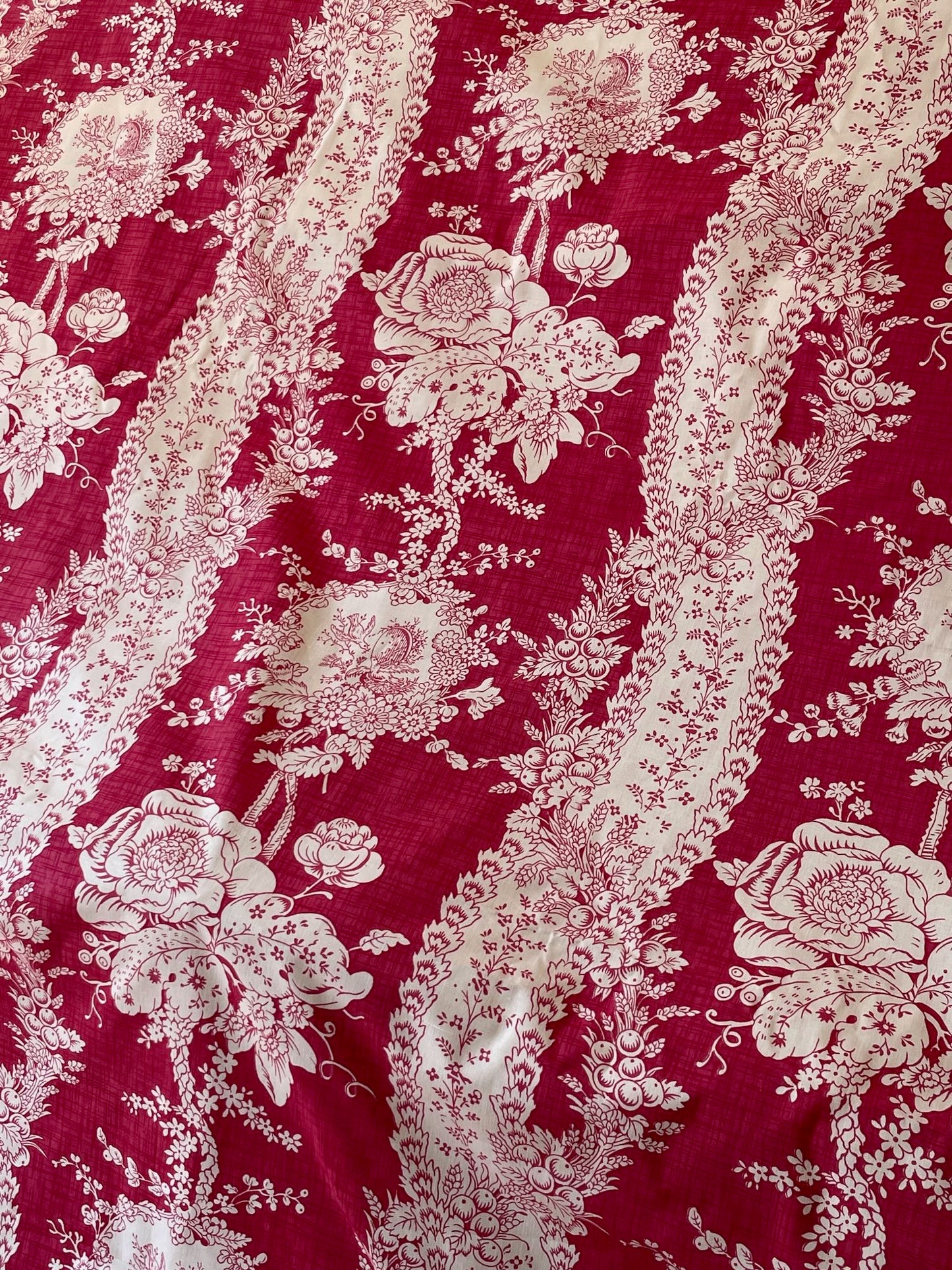 
                  
                    curtain length vintage french curtain material romanex de boussac 8.4m long raspberry red cream 
                  
                