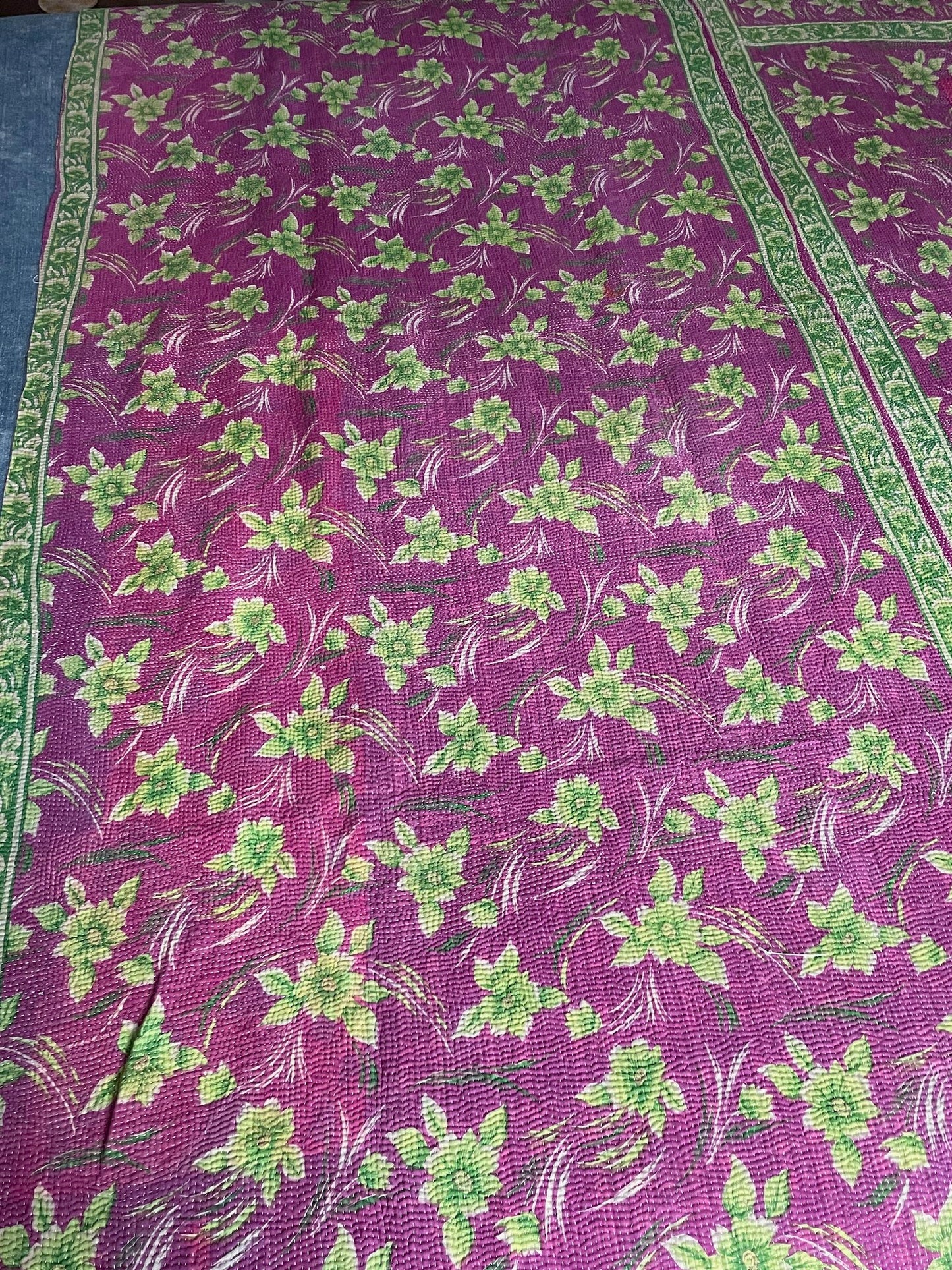 
                  
                    pink purple green kantha throw bedspread hand stitched quilt bedcover cotton single washable
                  
                