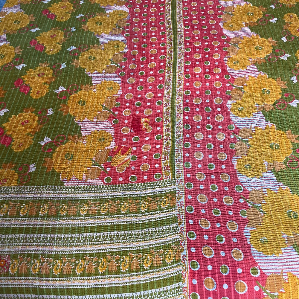 
                  
                    red orange yellow green quilt large kantha bedspread vintage sari quilt cotton comforter sofa throw
                  
                