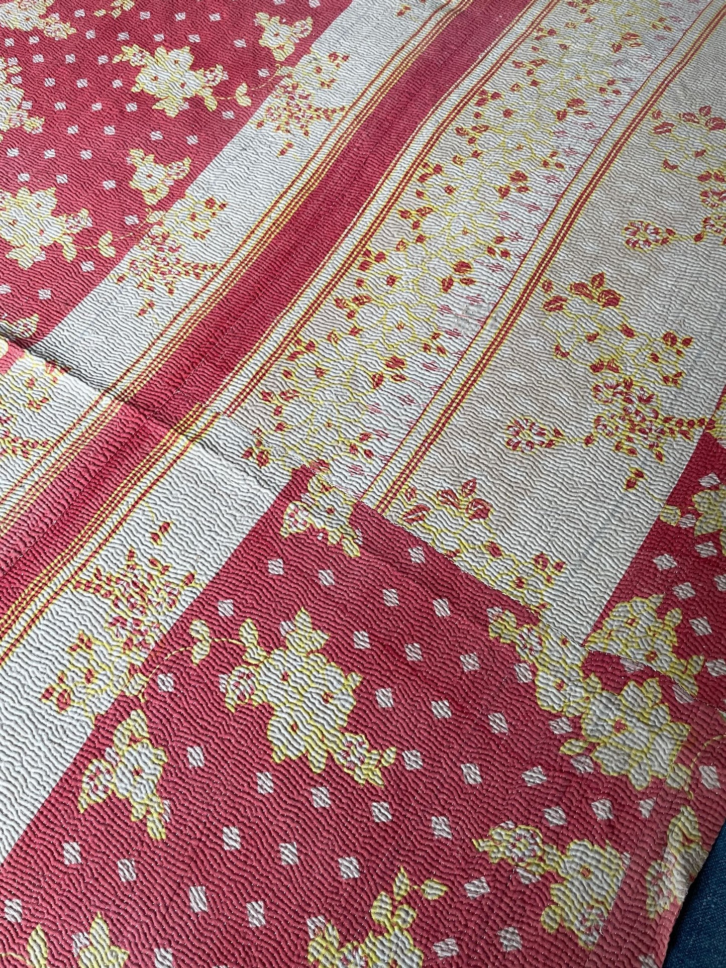 
                  
                    soft coral red pink yellow floral quilt kantha bedspread handstitched comforter cotton single 
                  
                