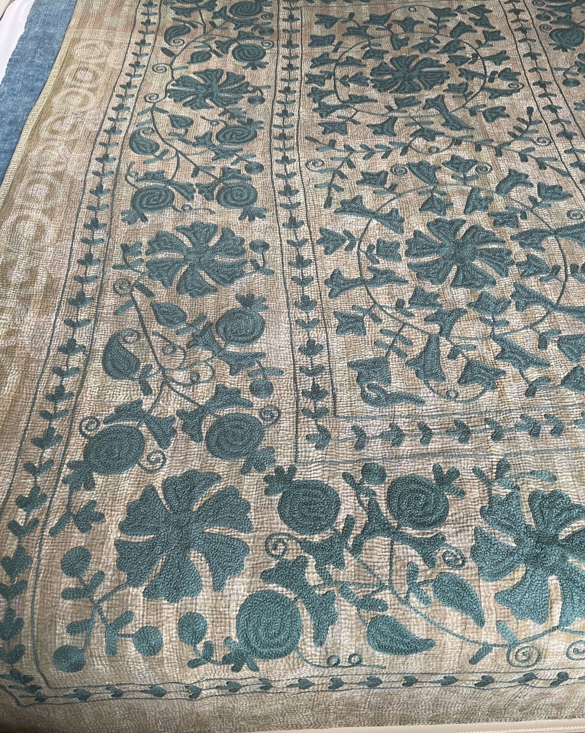 
                  
                    Vintage Kantha Throw with Suzani Embroidery 512
                  
                