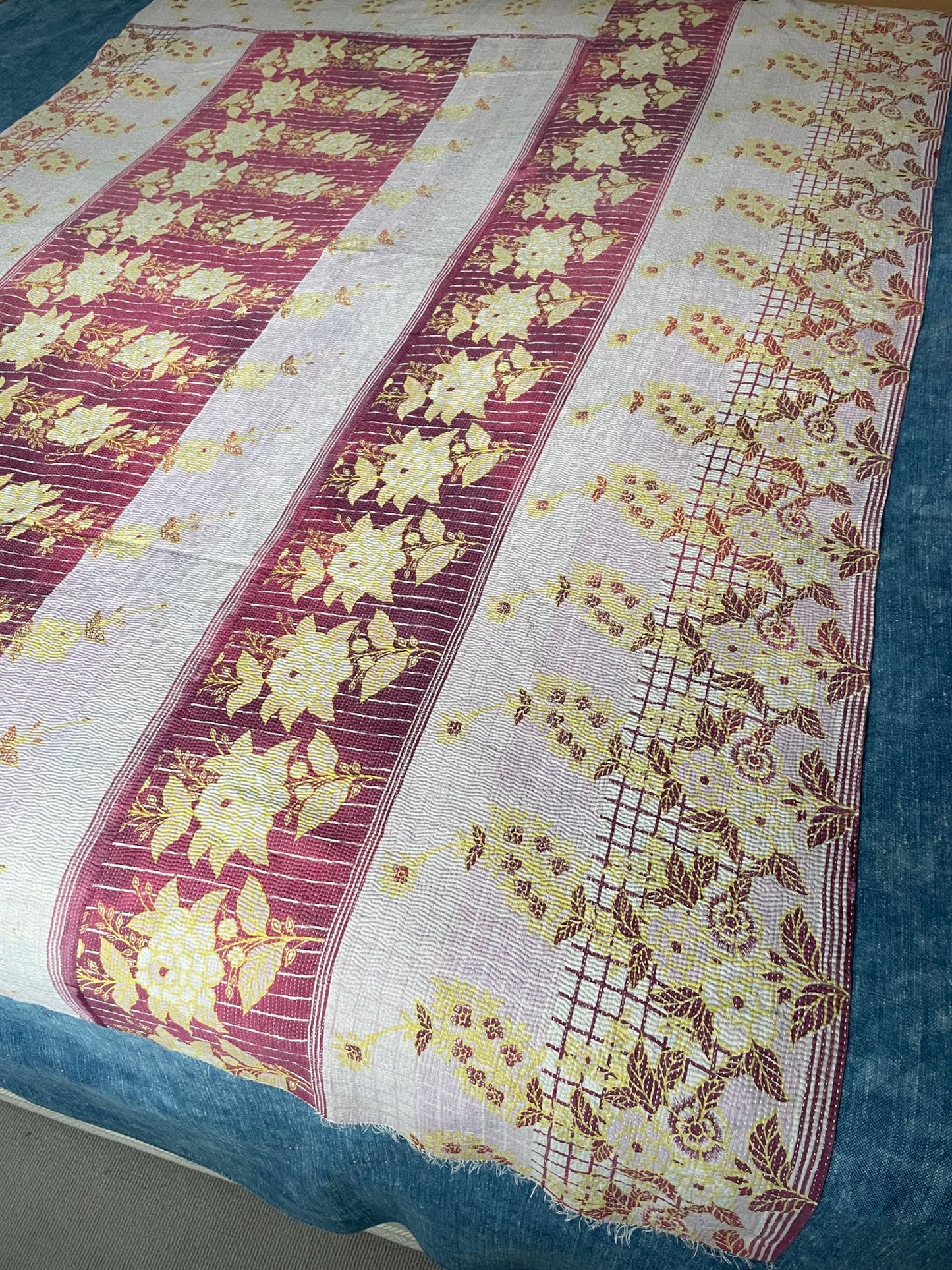 
                  
                    soft coral red pink yellow floral quilt kantha bedspread handstitched comforter cotton single 
                  
                