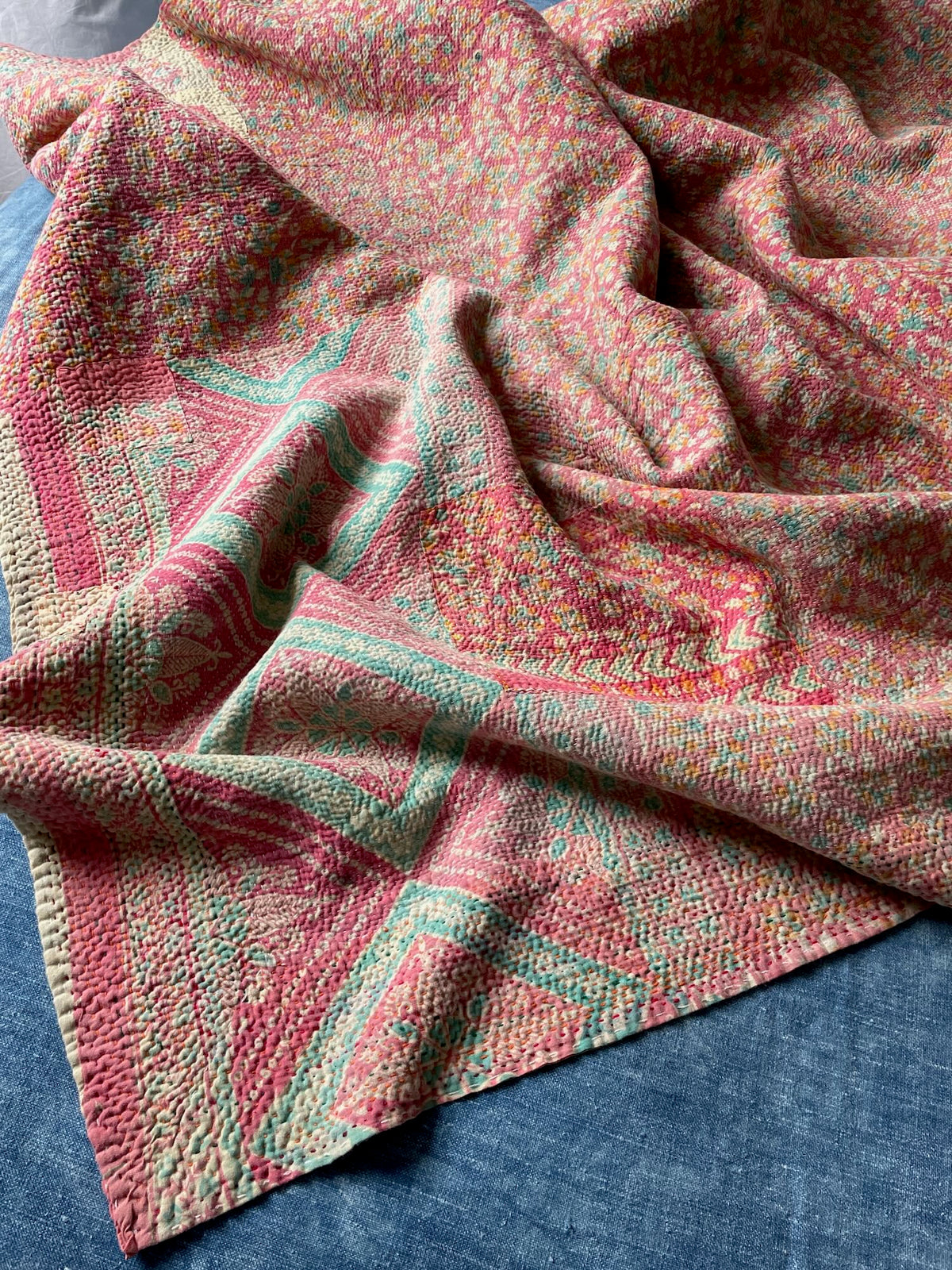 
                  
                    faded coral green yellow kantha quilt single bedspread cotton washable comforter sofa throw
                  
                
