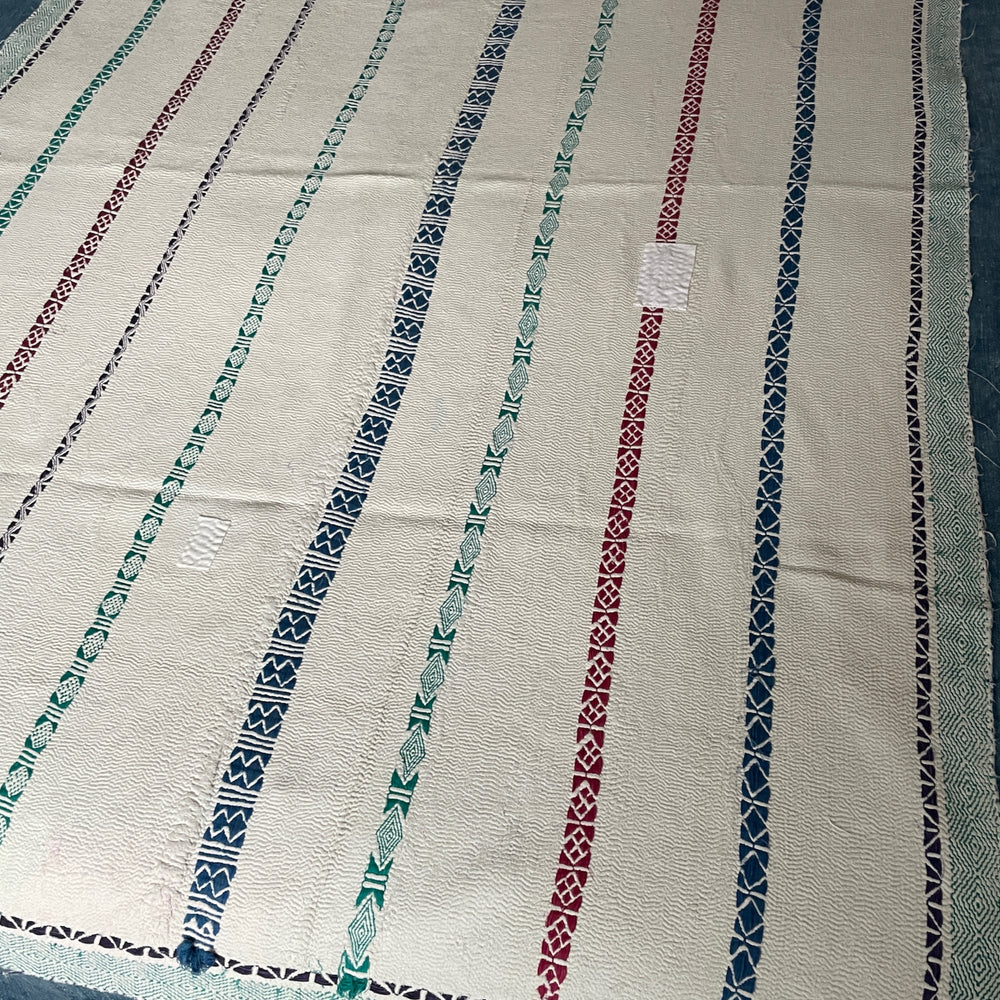 white kantha quilt throw bedcover bedspread single cotton embroidered green red blue washable