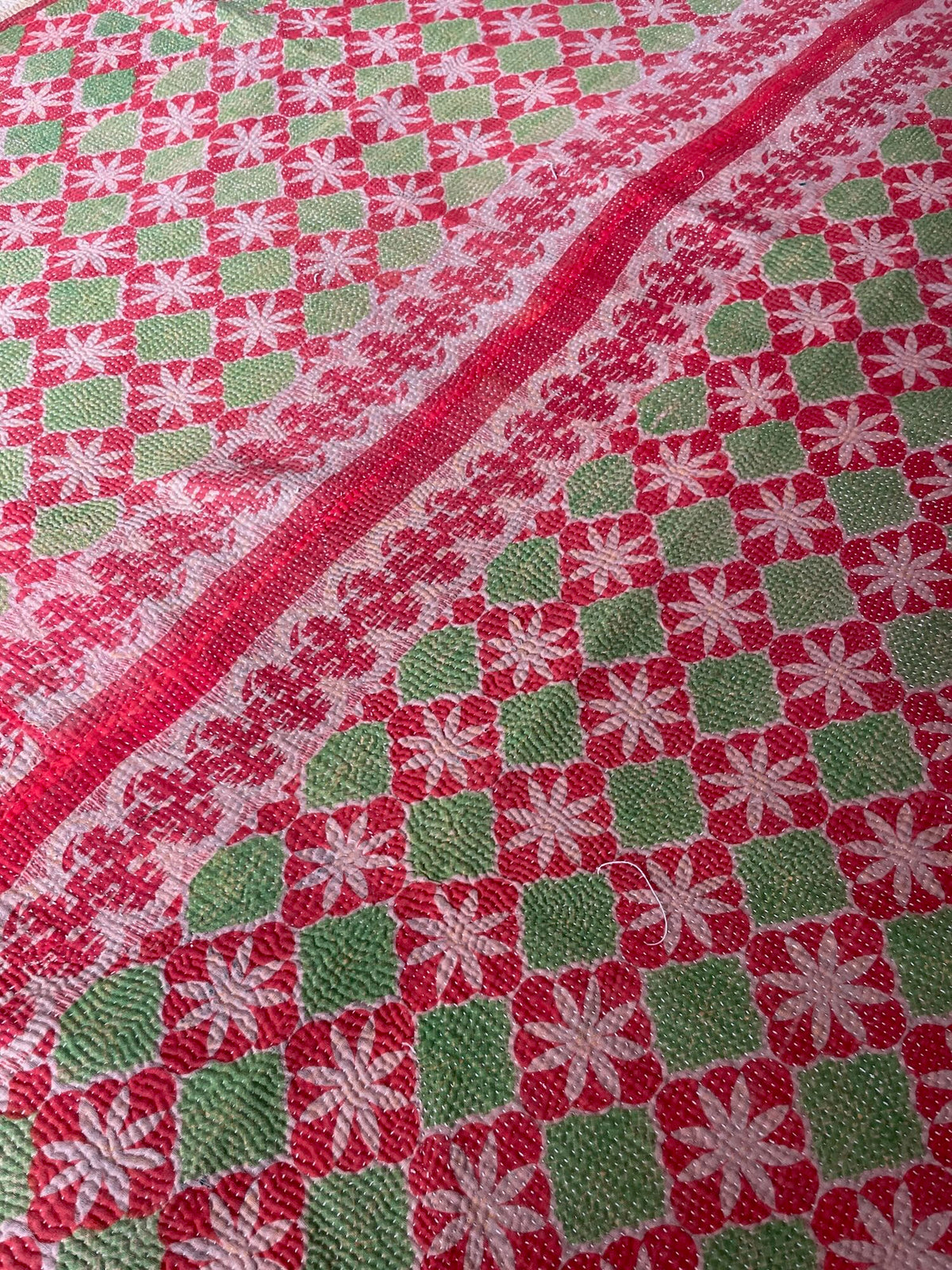 
                  
                    red pink green single vintage kantha quilt cotton bedspread hand made sofa throw washable
                  
                