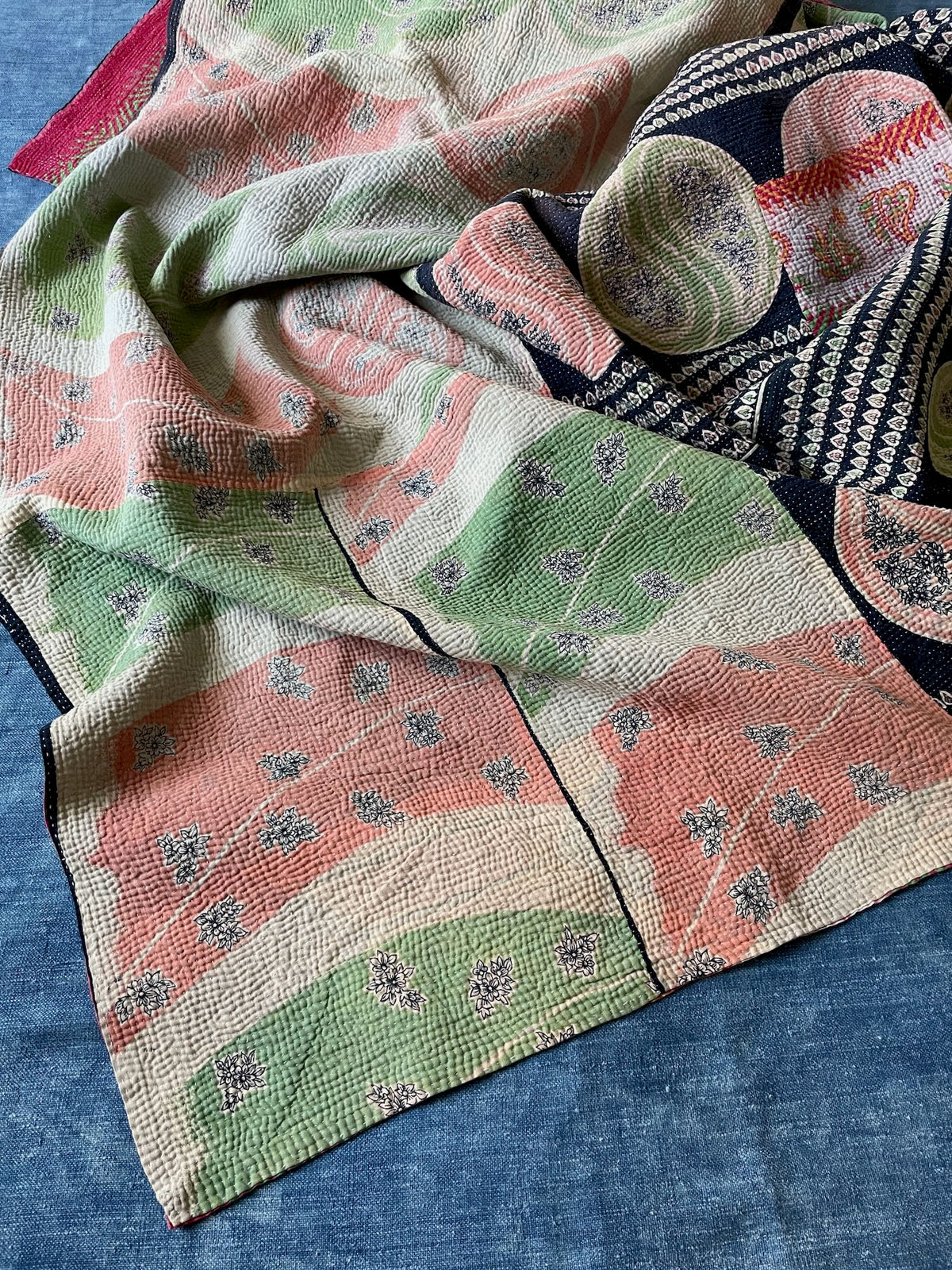 
                  
                    apple green plaster pink single bedspread vintage kantha quilt floral pattern cotton washable uk
                  
                