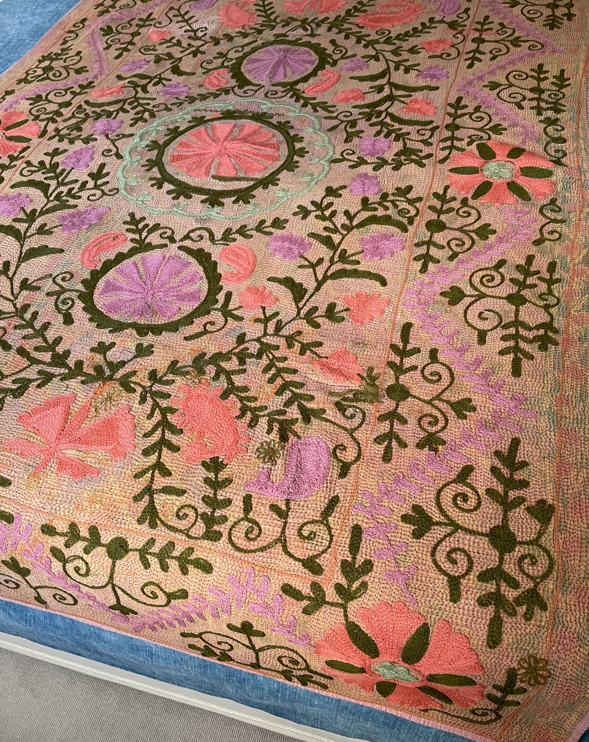 
                  
                    dusky pink rose brown coral kantha quilt uk embroidered suzani sofa throw cotton comforter washable
                  
                