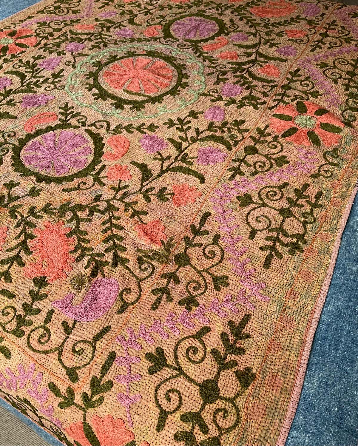 
                  
                    dusky pink rose brown coral kantha quilt uk embroidered suzani sofa throw cotton comforter washable
                  
                