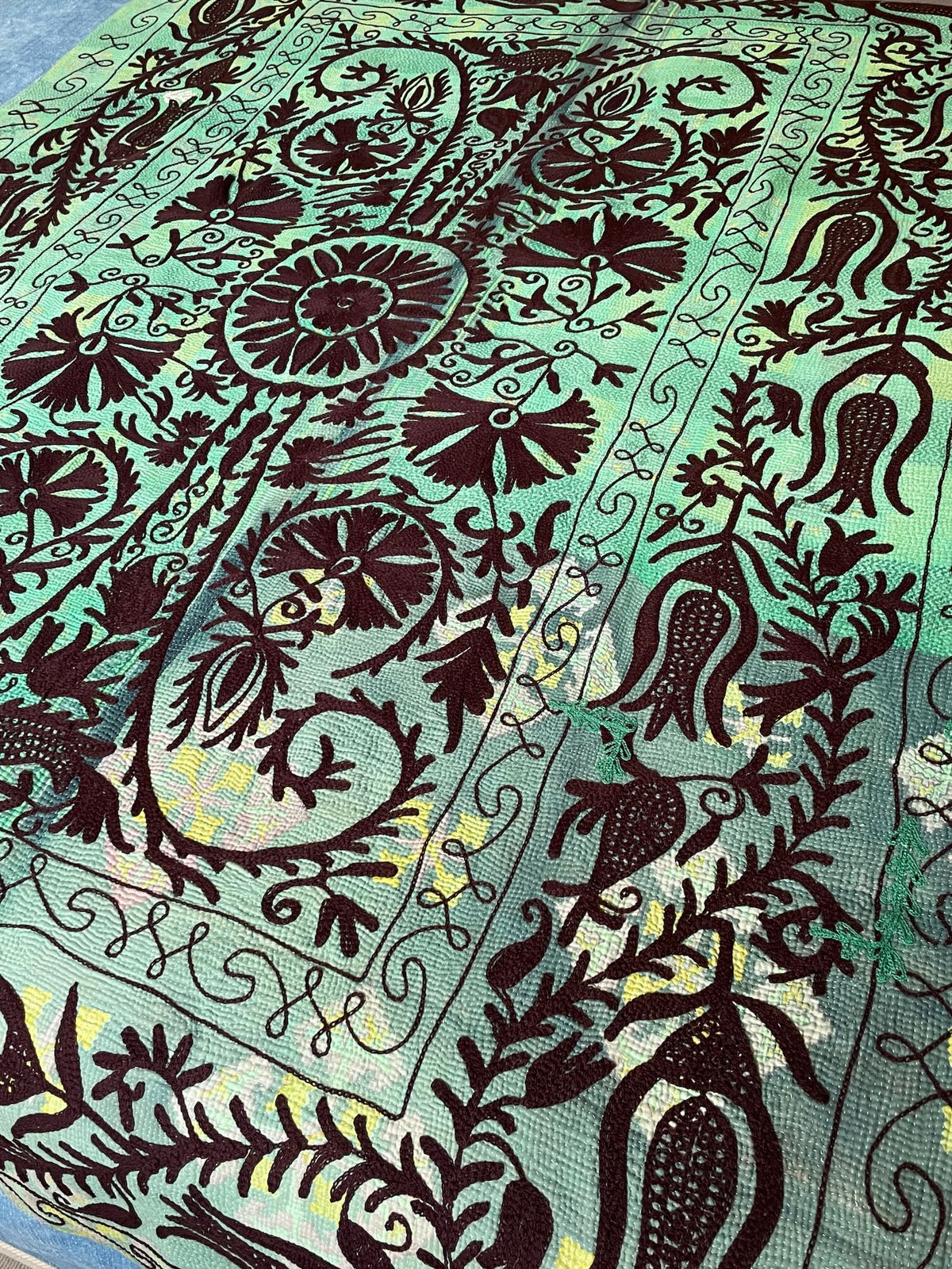 
                  
                    jade green embroidered suzani style kantha quilt cotton bedcover washable sofa throw UK
                  
                