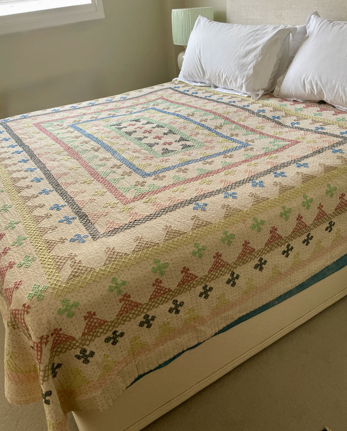 large ralli quilt embroidered bedspread in pastel colours cotton machine washable comforter UK