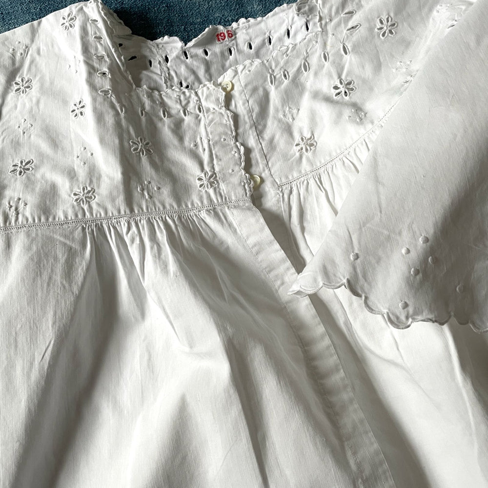 
                  
                    antique french chemise nightdress cosplay costume white embroidered cotton hand stitched RC
                  
                