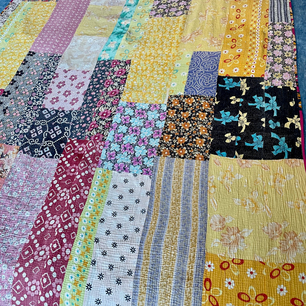 
                  
                    yellow pink orange patchwork quilt kantha bedspread cotton comforter washable single bedcover
                  
                