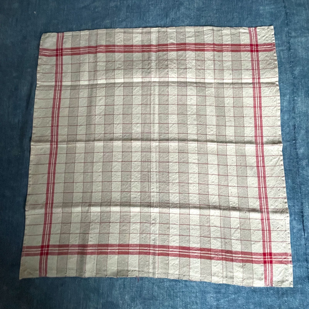 red check linen table napkins serviettes red beige cream vintage french linen rustic farmhouse style