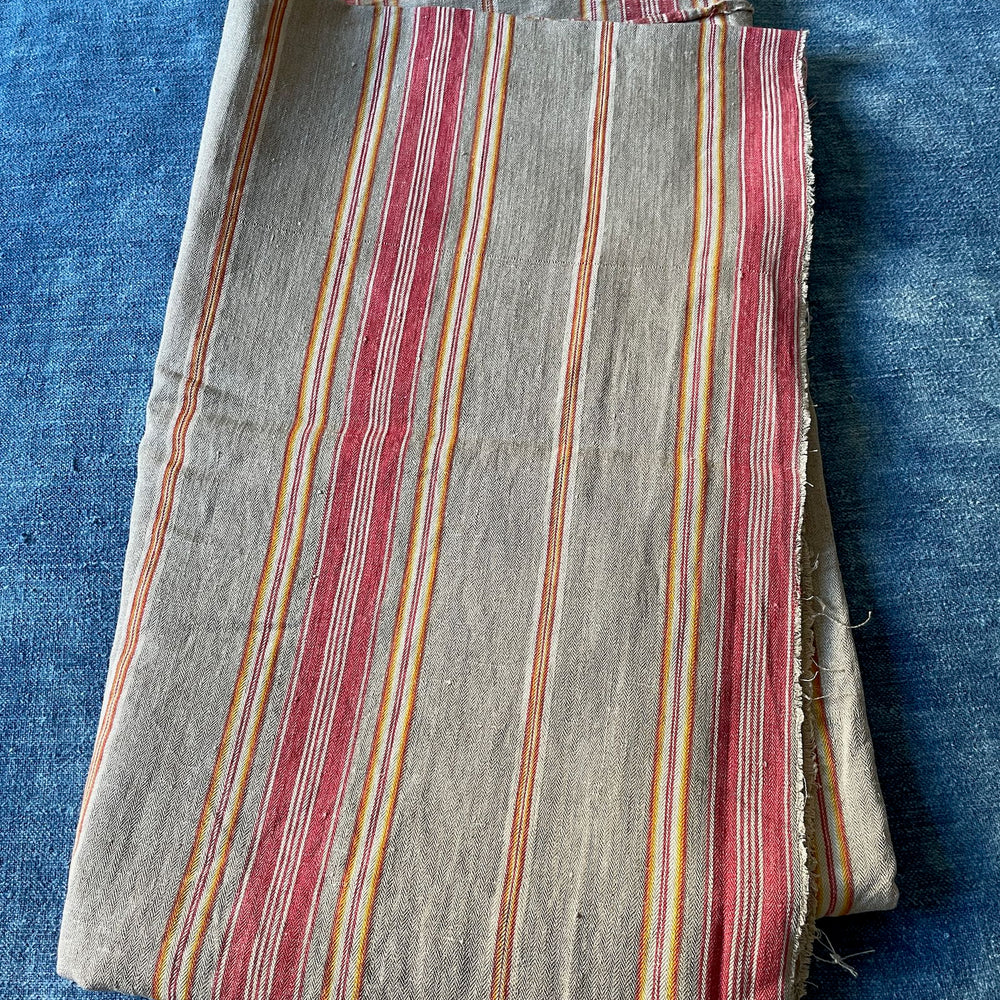 
                  
                    beige red yellow orange stripe twill linen toile de matelas upholstery fabric cushion material
                  
                