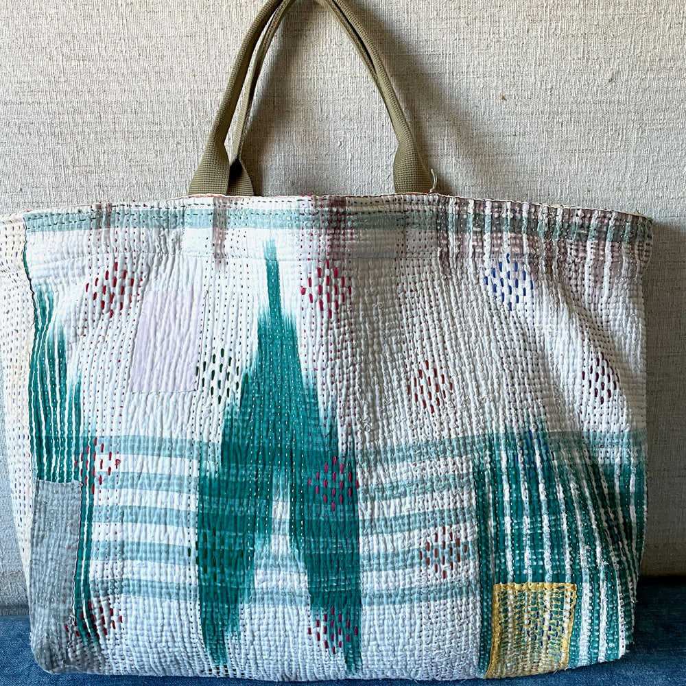 
                  
                    kantha quilt bag large tote weekend market shopper white green cotton handmade unique
                  
                