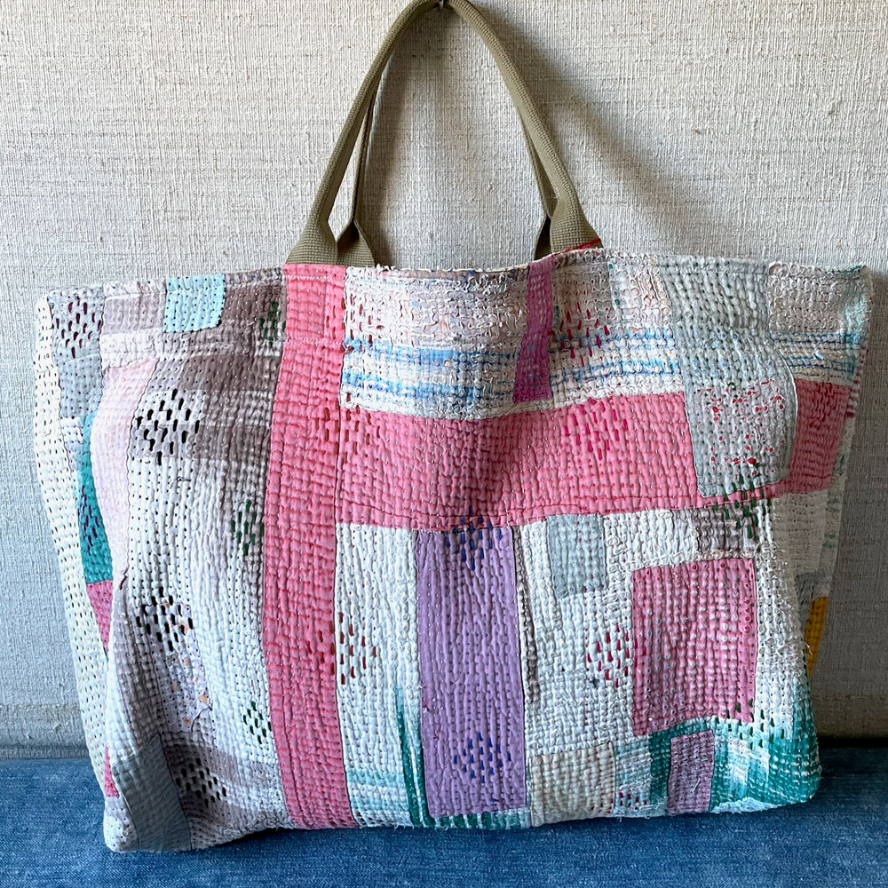 
                  
                    large weekend tote shopper beach bag patchwork kantha bag handmade pink white blue
                  
                