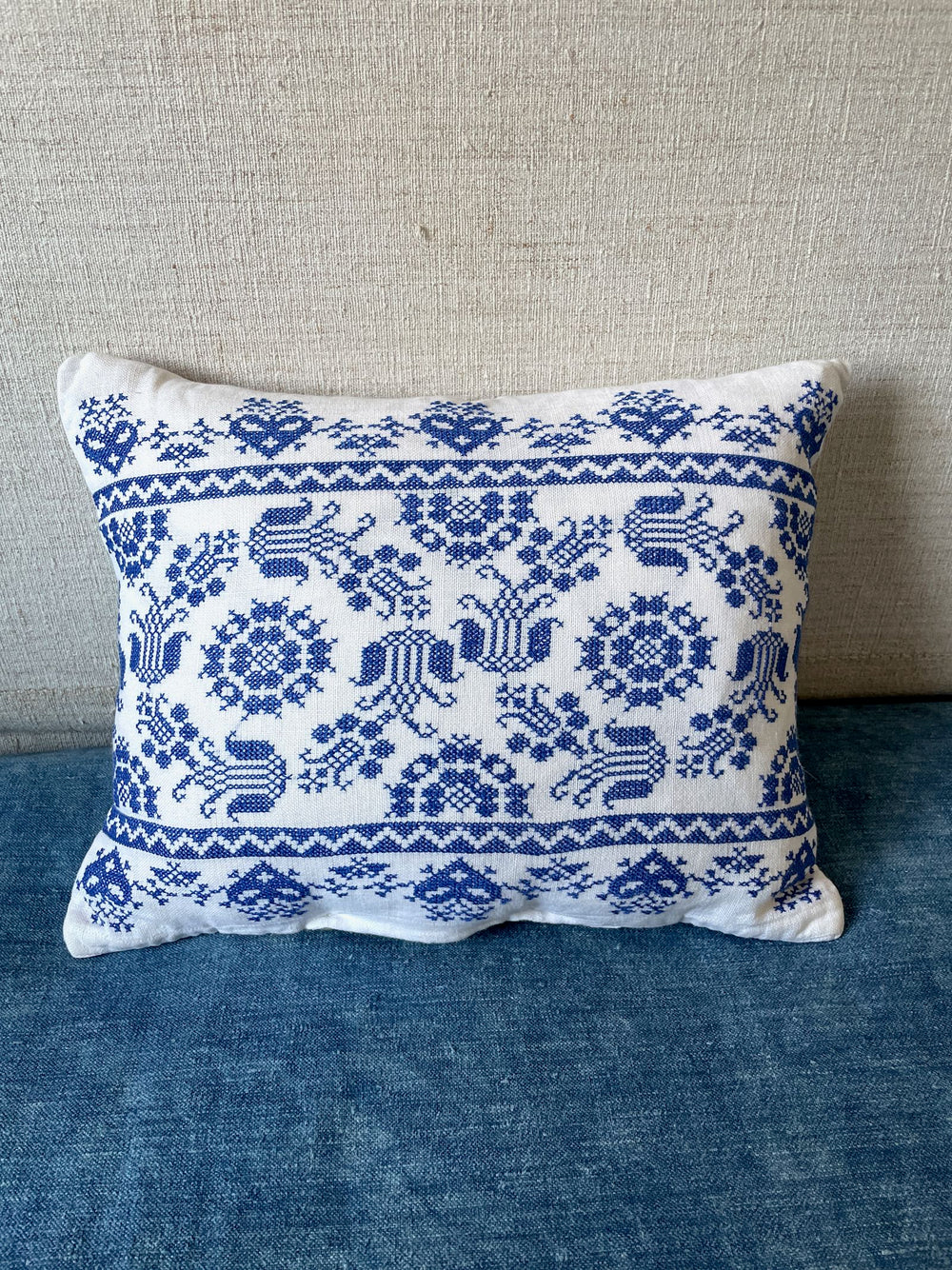 blue cross stitch pillow couch sofa cushion tulip pattern hand made white linen vintage 