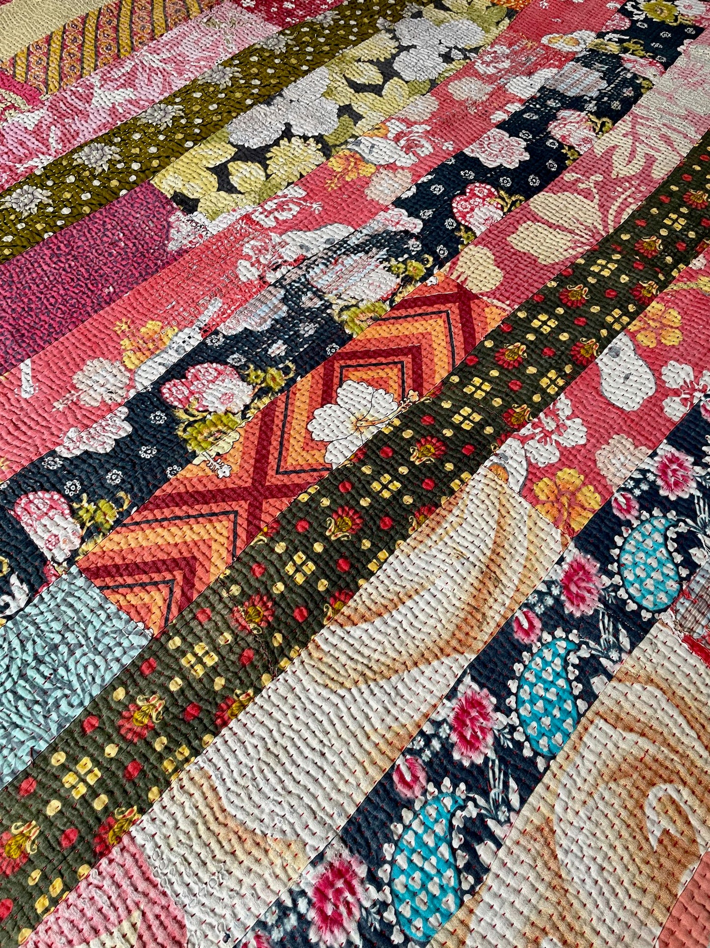 
                  
                    pink orange patchwork kantha quilt bedspread sofa throw single double colourful washable
                  
                