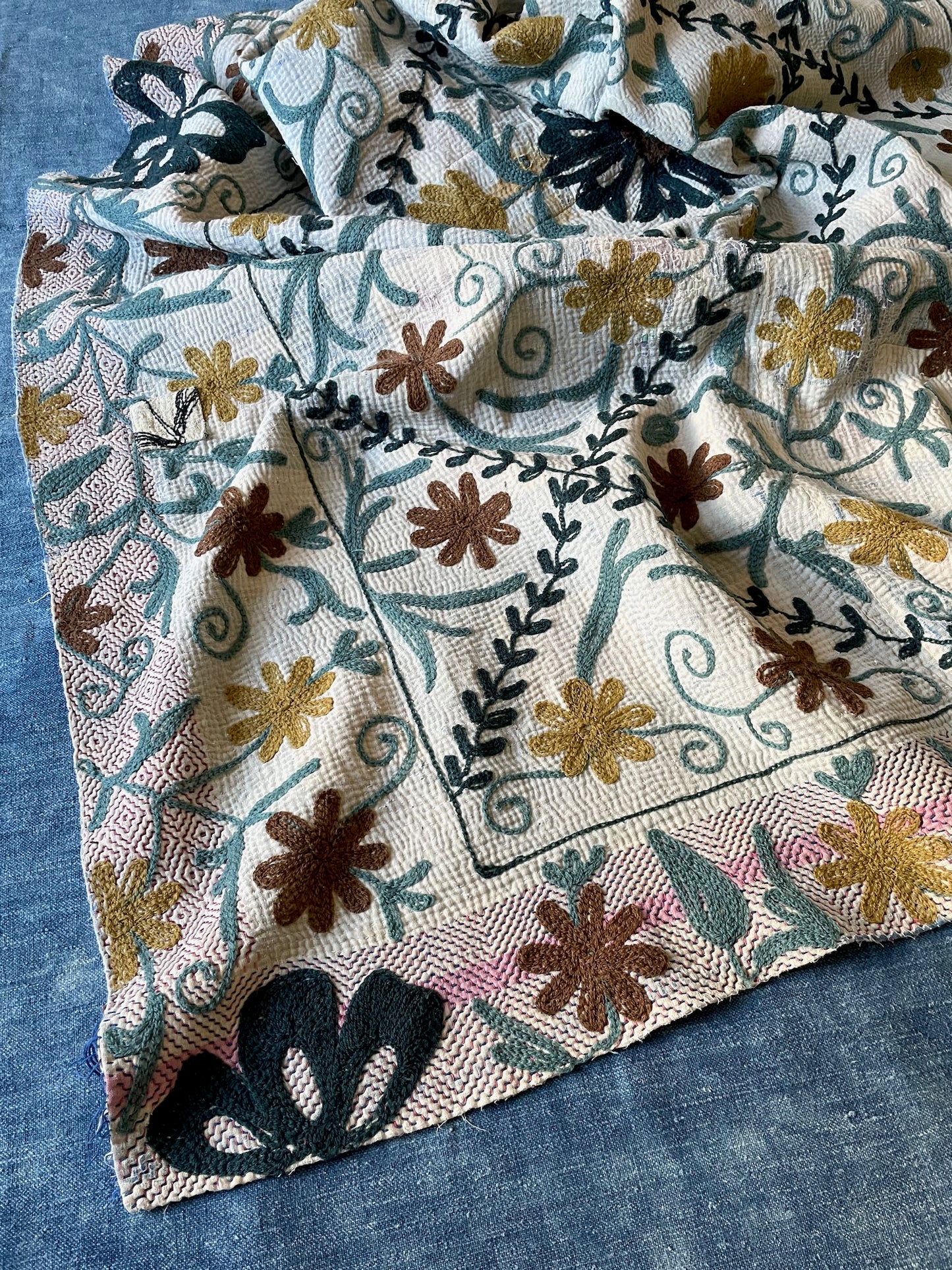 vintage kantha quilt suzani embroidered bedspread sofa throw wall hanging blue grey washable queen