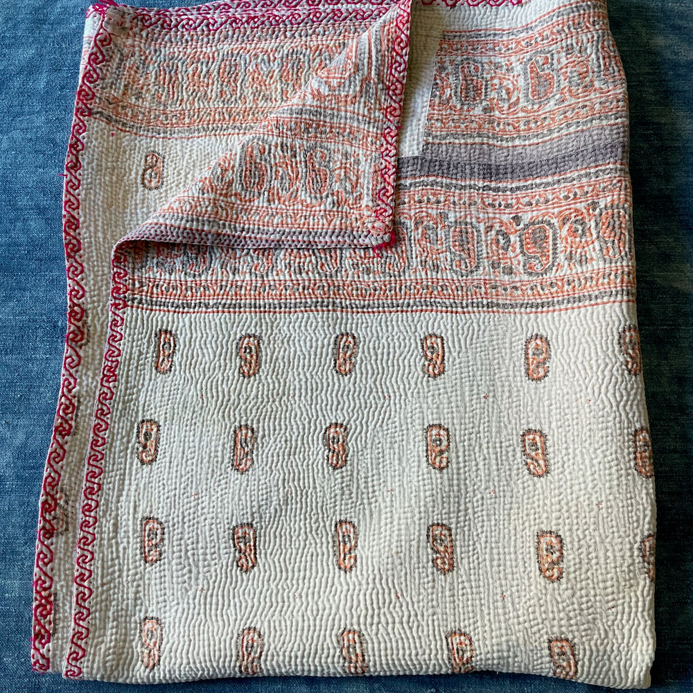 
                  
                    kantha quilt bedspread sofa throw light small paisley boteh coral lilac white washable pretty
                  
                