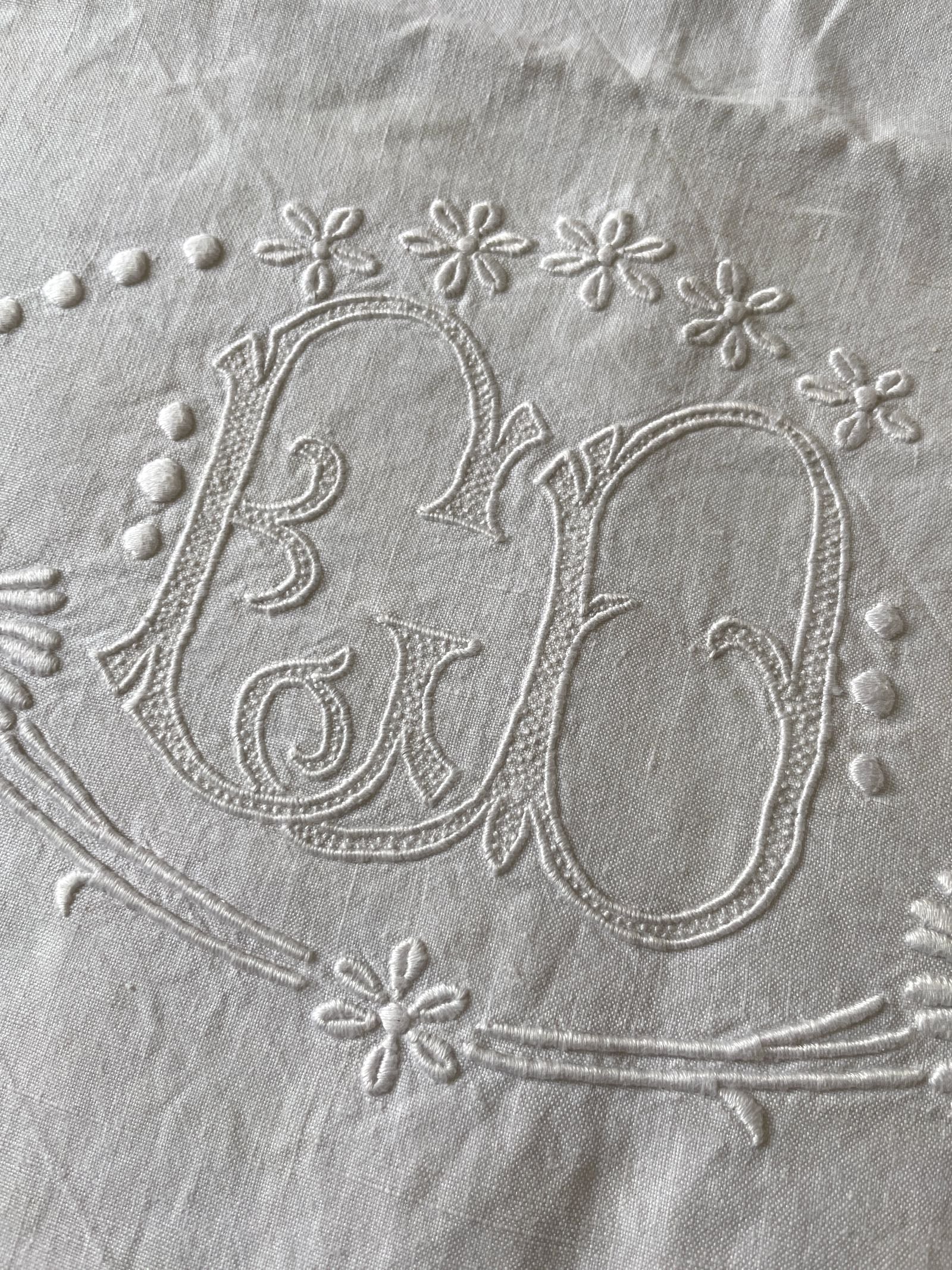 Antique and Vintage French Linens, Quilts, Textiles, Floor