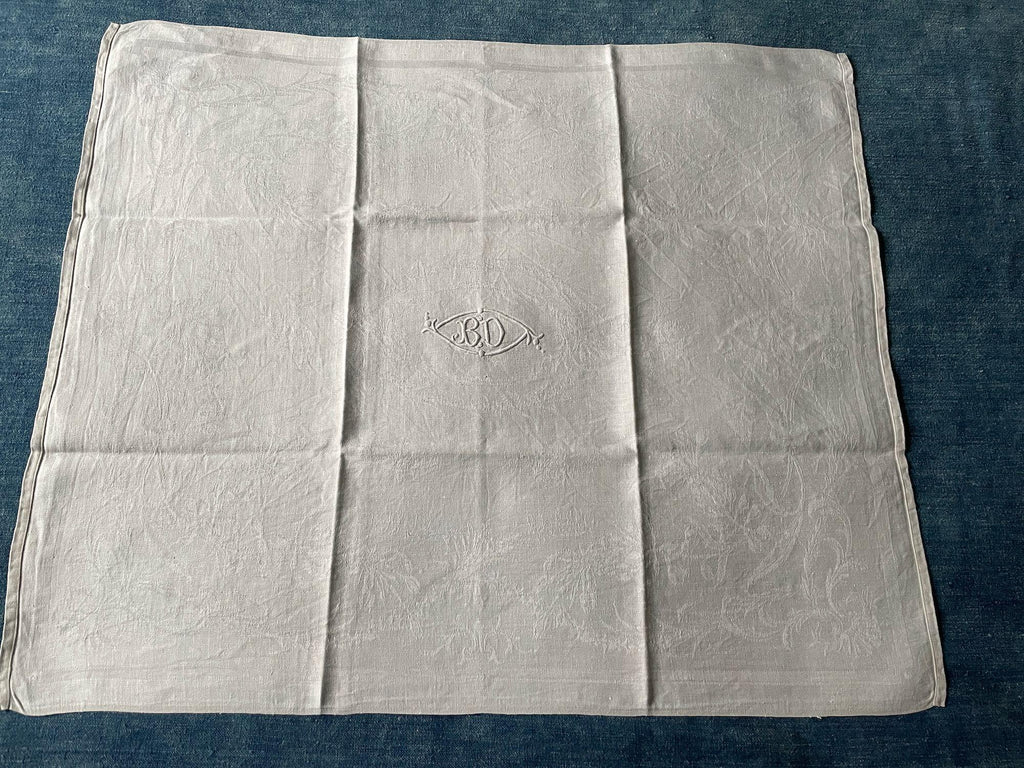 set of 8 antique french linen table napkins monogrammed BD excellent condition damask serviettes