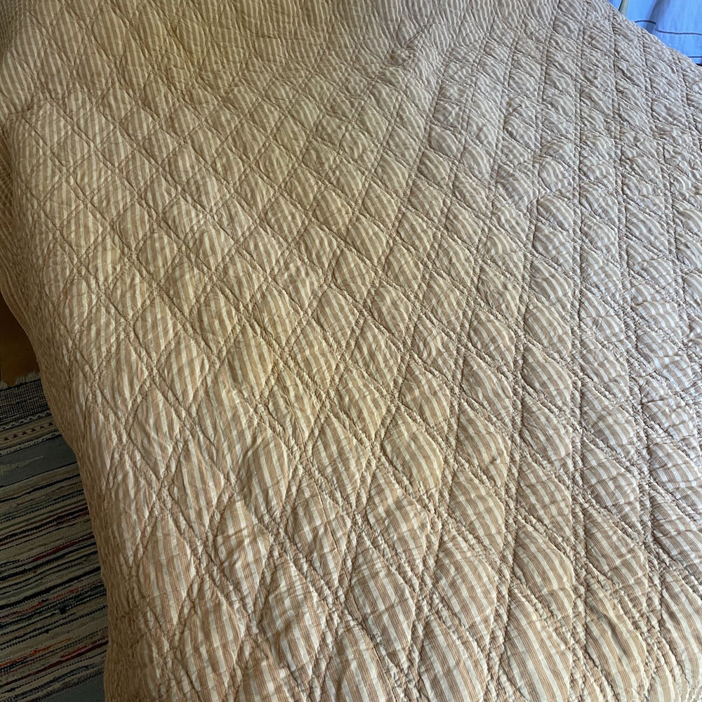 
                  
                    antique french quilt large pique king size green white stripe warm comforter bedspread duvet 
                  
                