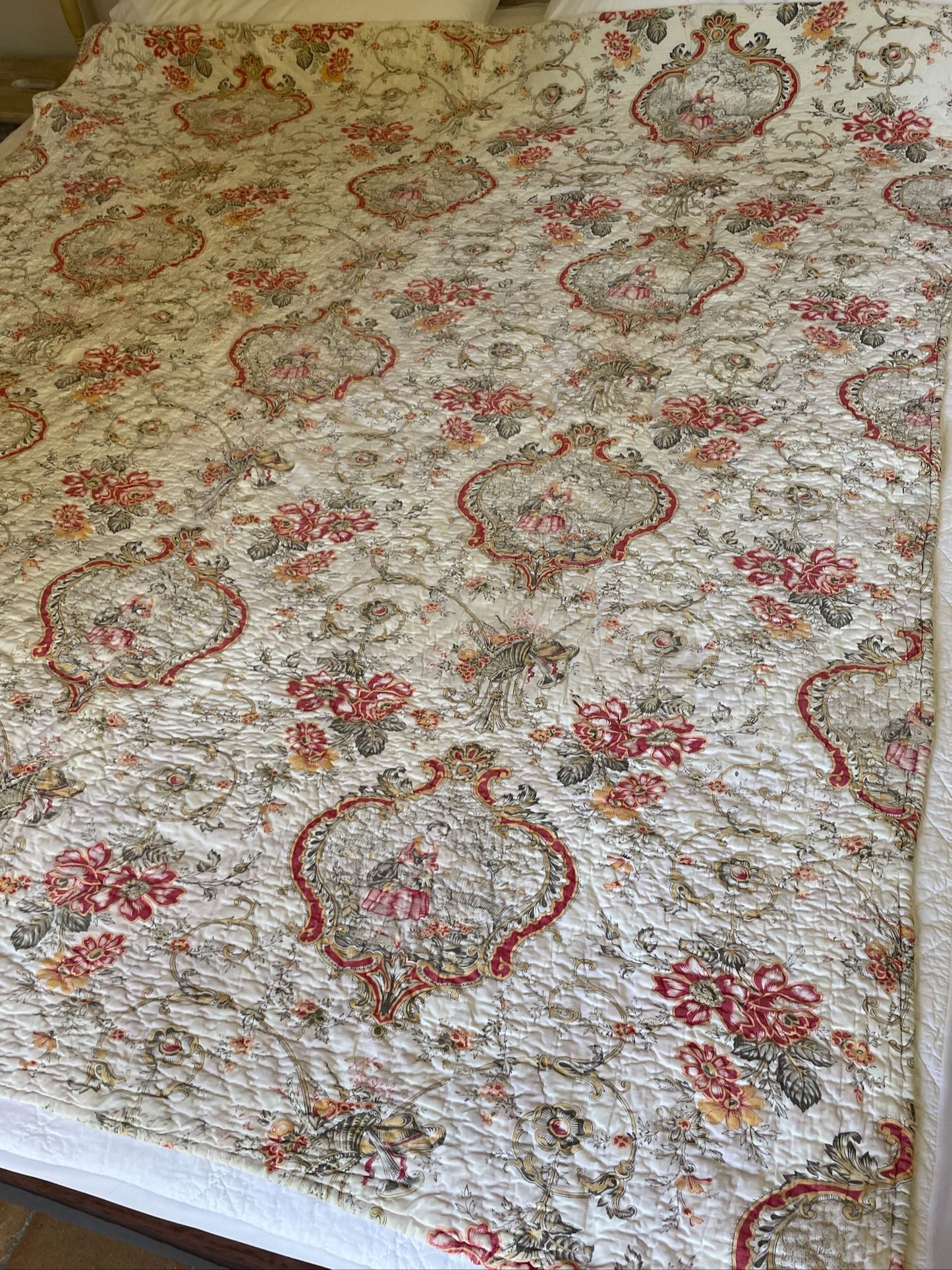 
                  
                    antique french quilt toile de jouy small pique cotton floral pretty white orange red bedcover double
                  
                