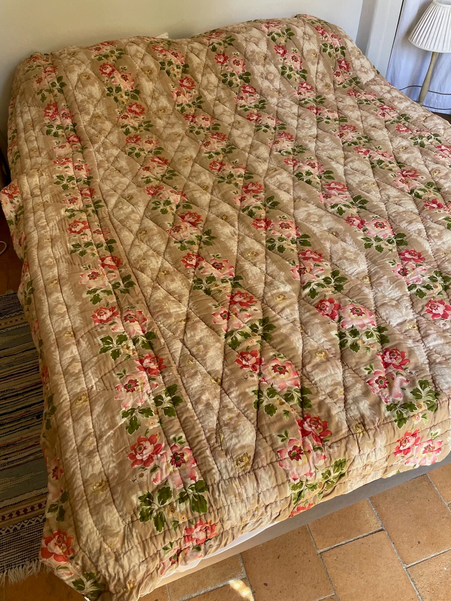 pink rose quilt antique vintage french whole cloth comforter warm double cosy bedcover 